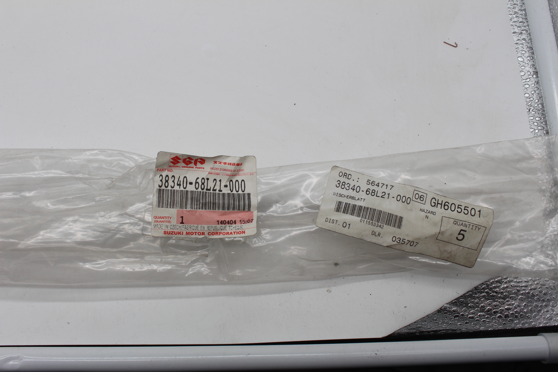 Suzuki Wischerblatt 38340-68L21 *NEU* 