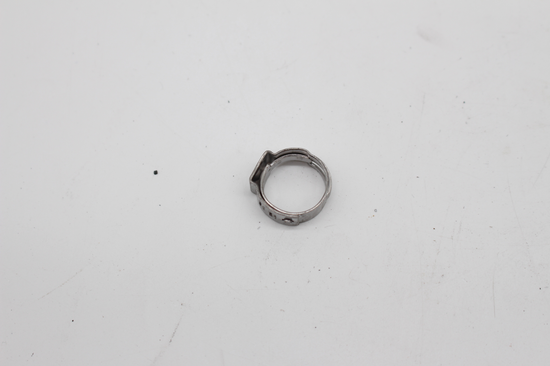 Mercedes-Benz Kraftstoffschlauch A6420784281