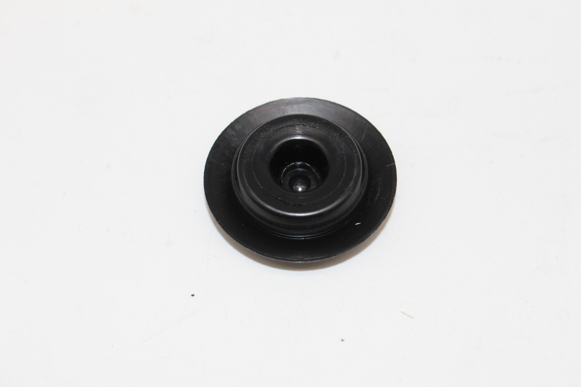 Stopfen Door Plug. Liftgate Drain Plug. Spoiler Seal. Plug Hole 909410012 für Subaru 1985 bis 2025.