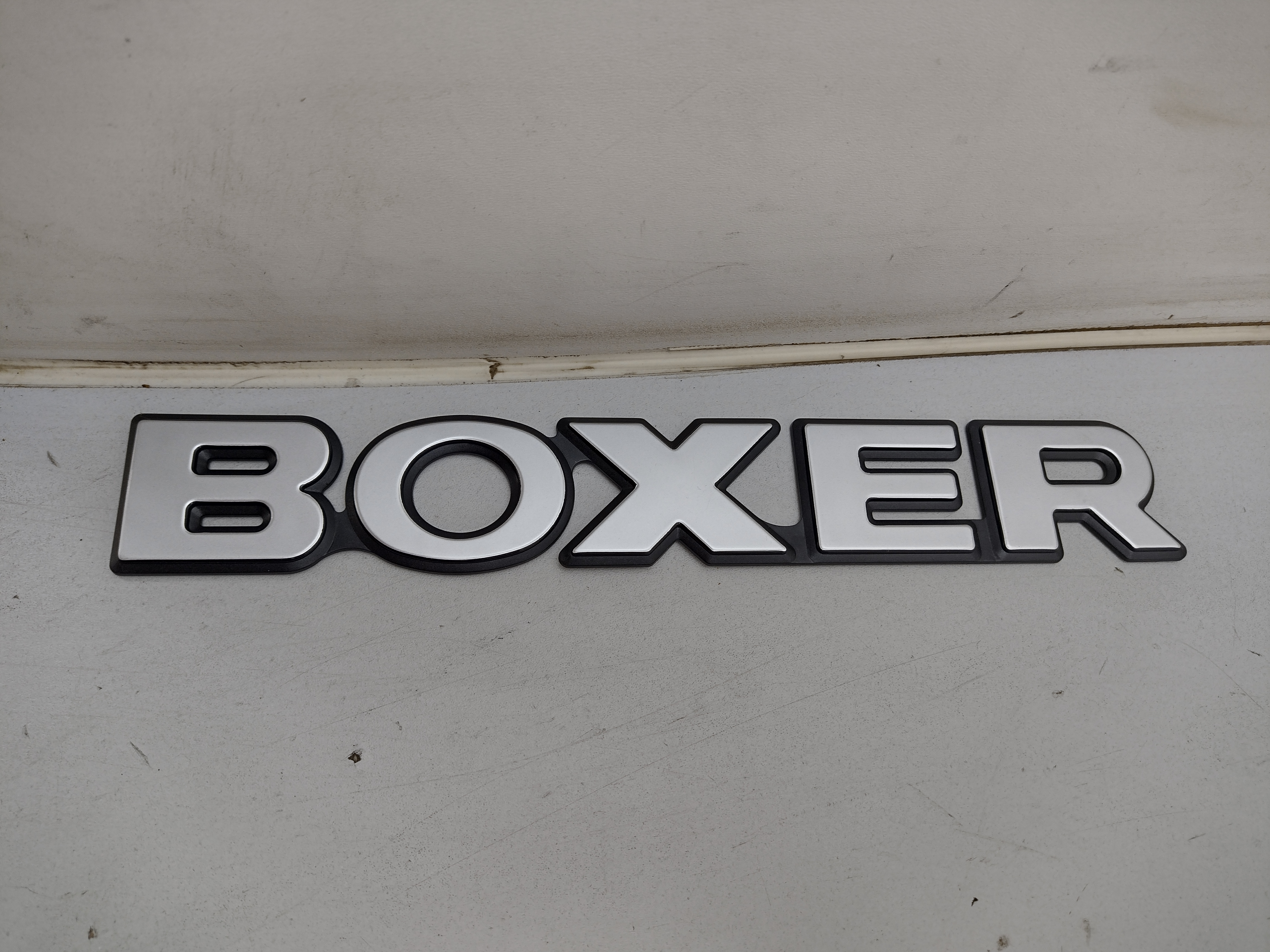 Peugeot Boxer Monogramm Schriftzug 8663H3 NOS NEW OEM 