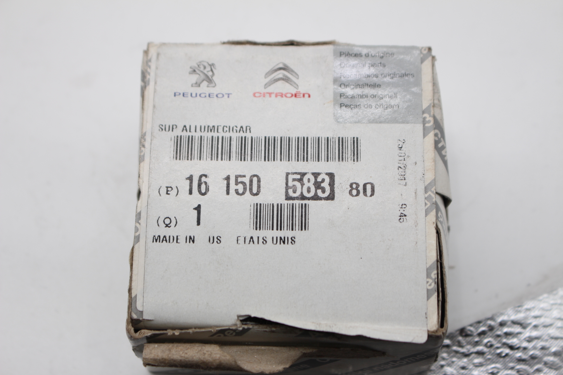 Peugeot / Citroen TRÄGER ZIGARETTENANZÜNDER 1615058380 NEU NOS NEW OEM