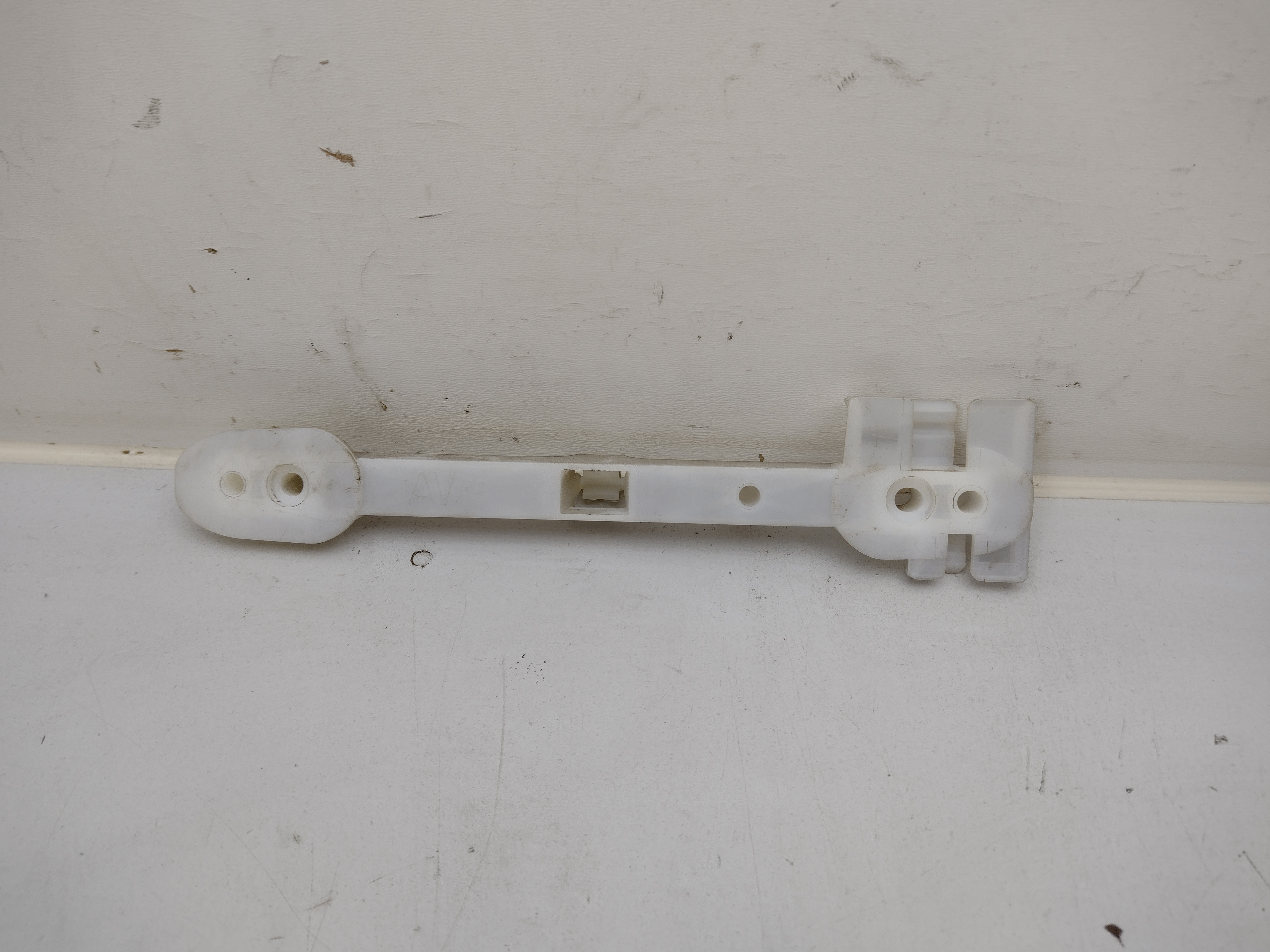 Peugeot DISTANZSTUECK 9128S2 NOS NEW OEM Peugeot DISTANZSTUECK 9128S2 NOS NEW OEM
