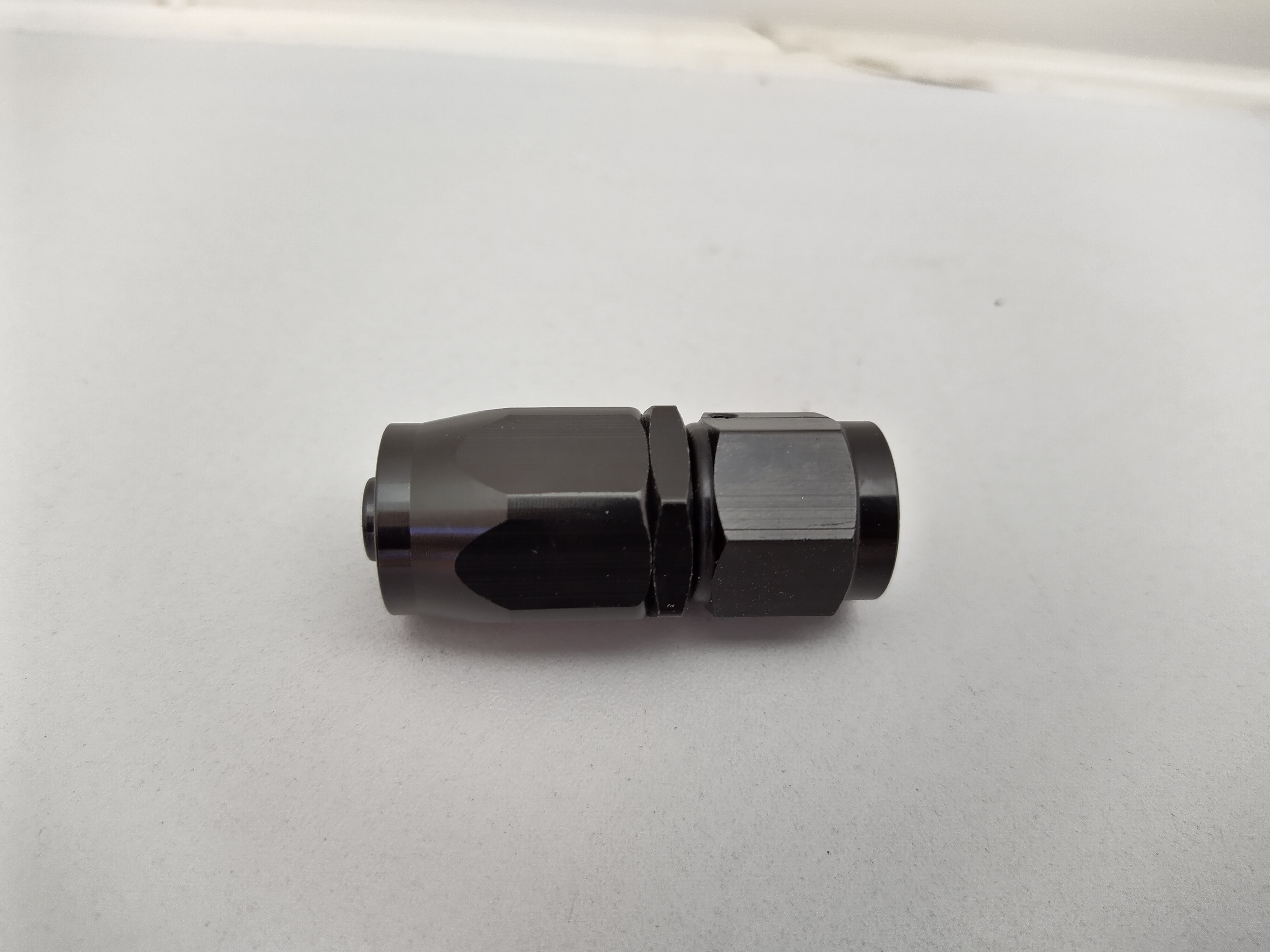 Alu-Fitting schwarz AN6 Dash 6 gerade Alu-Fitting schwarz AN6 Dash 6 gerade