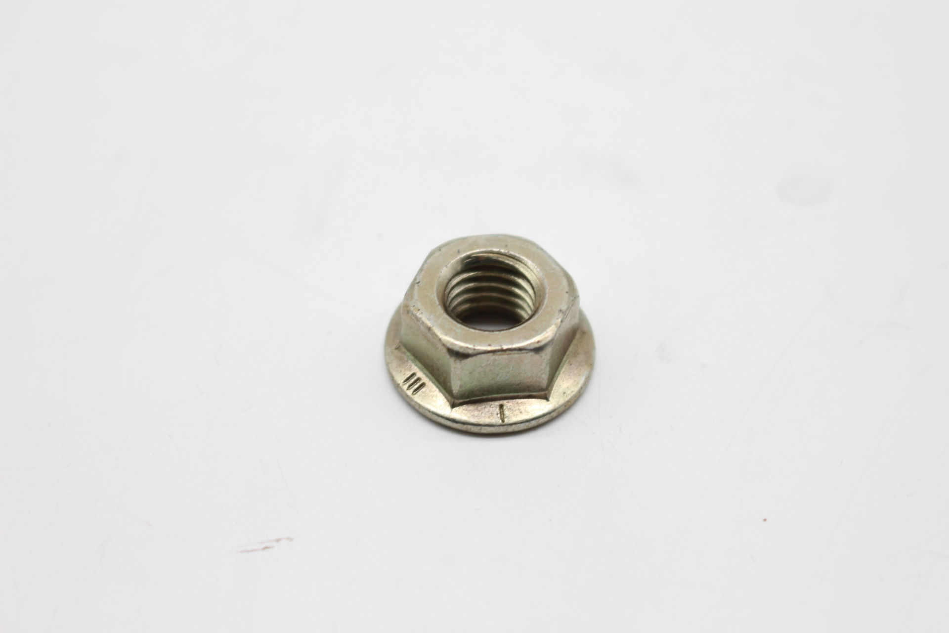 Peugeot / Citroen MUTTER MIT AUFLAGELOPF M10x1,5 693660 NEU NOS NEW OEM