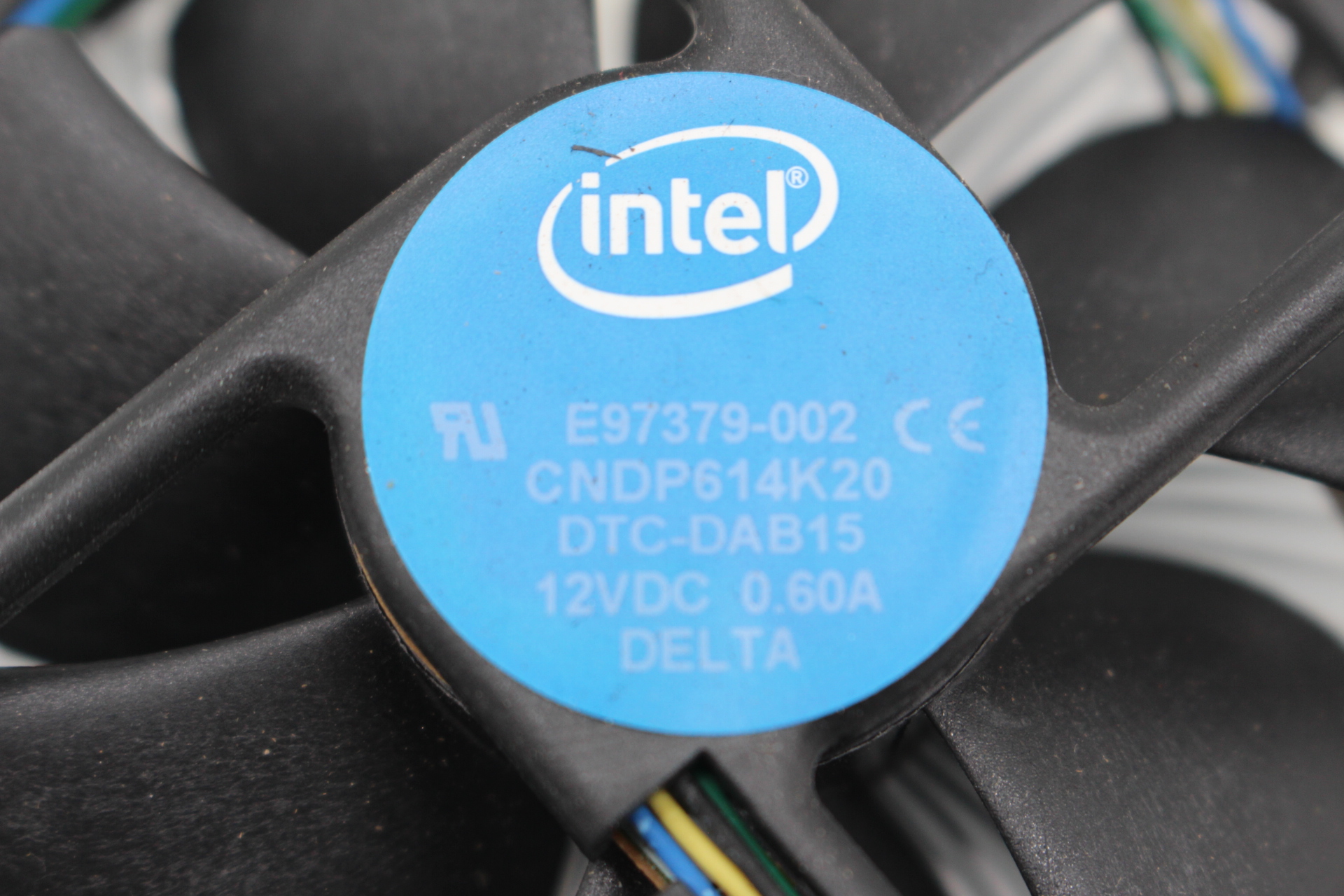 CPU Kühler Lüfter ORIGINAL intel Delta E97379-002 für i3 i5 i7 auf 1150/1151/1155/1156