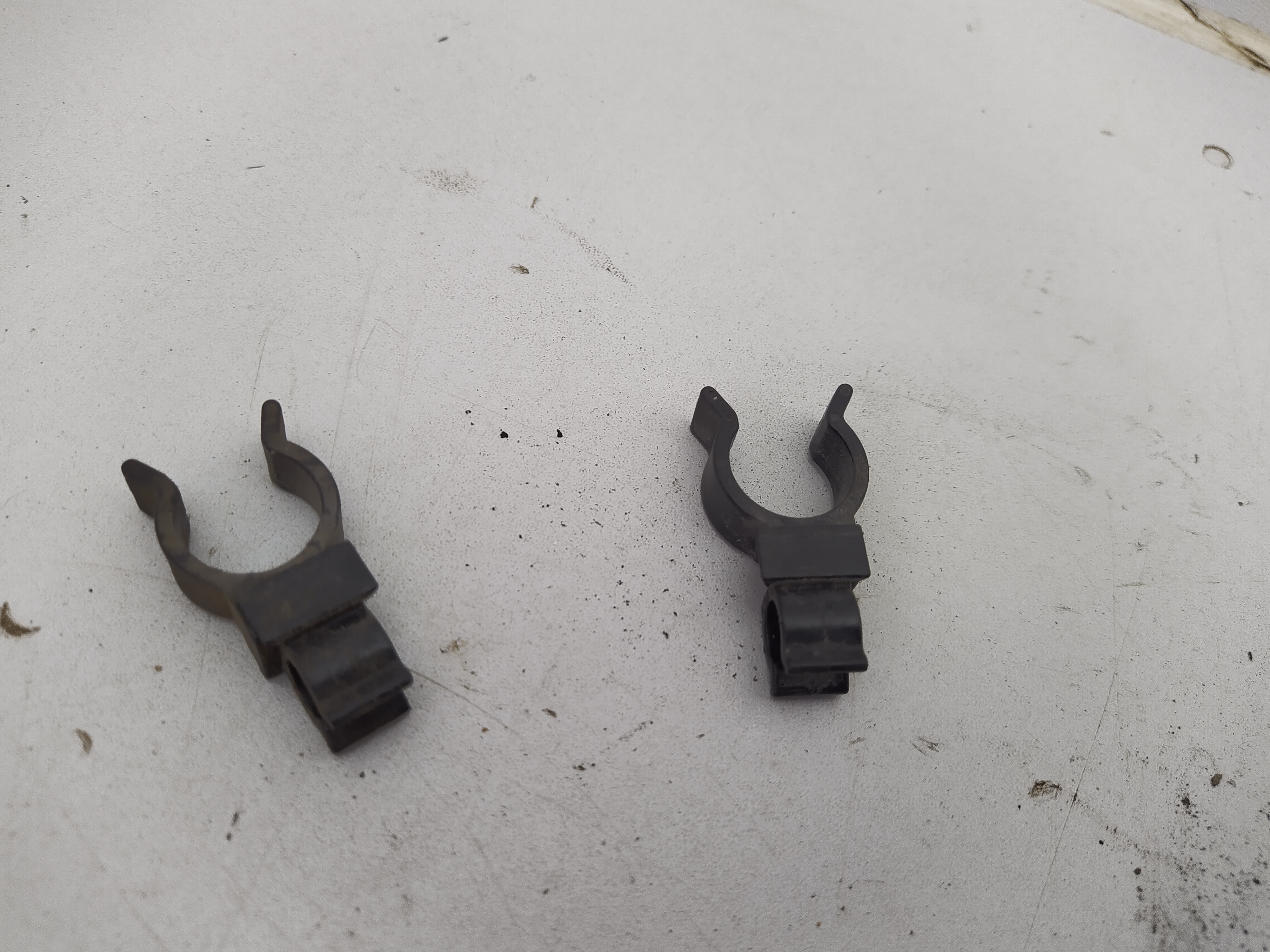 Satz Halter Leitungen für Subaru Impreza GG/GD Bj.01-05 Satz Halter Leitungen für Subaru Impreza GG/GD Bj.01-05