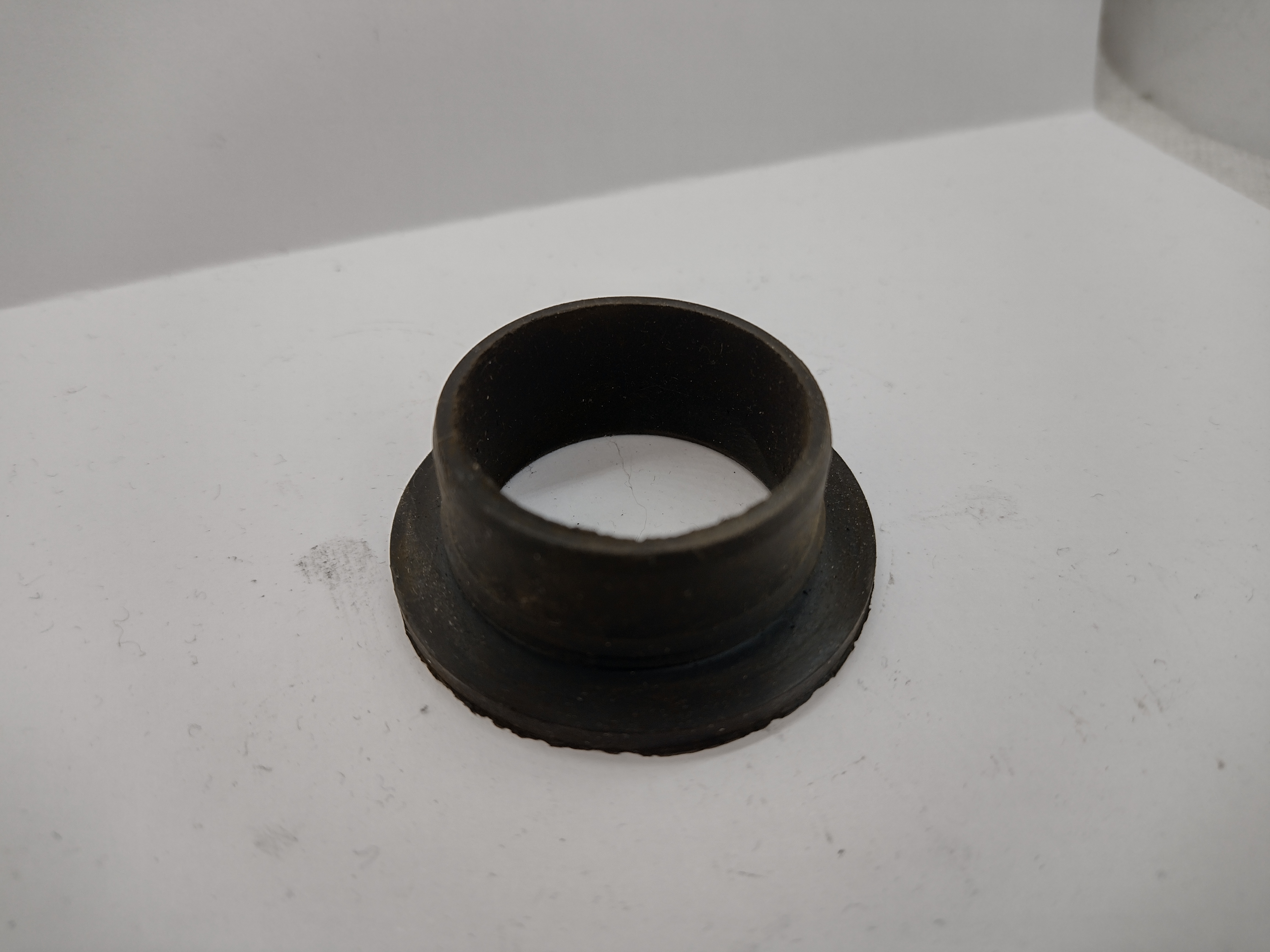 Peugeot / Citroen Dichtung Einfüllstutzen Wischwasserbehälter 643472 NEU NOS NEW OEM Peugeot / Citroen Dichtung Einfüllstutzen Wischwasserbehälter 643472 NEU NOS NEW OEM