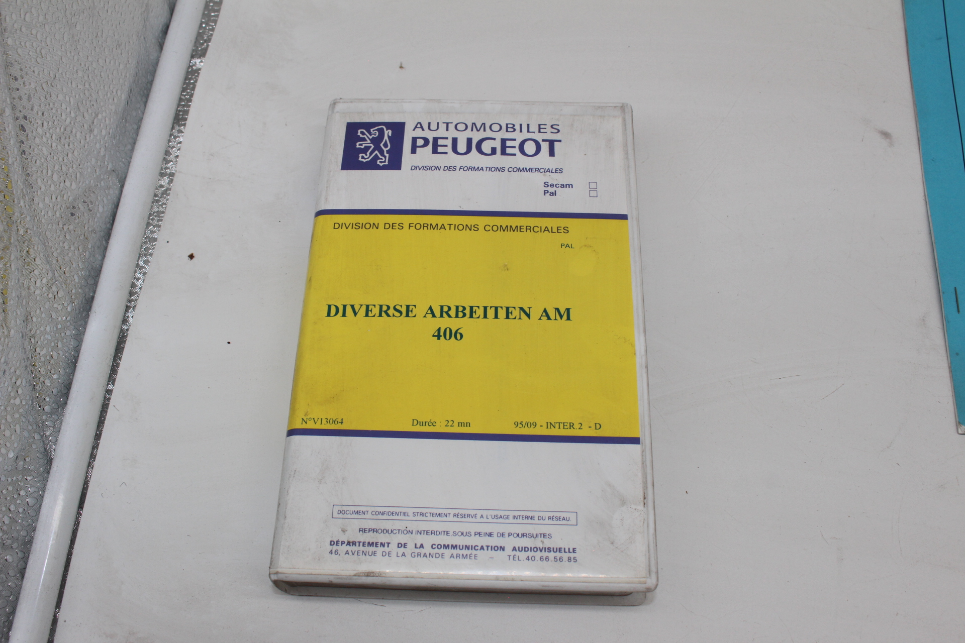 Peugeot Lehrvideokassette – DIVERSE ARBEITEN AM 406