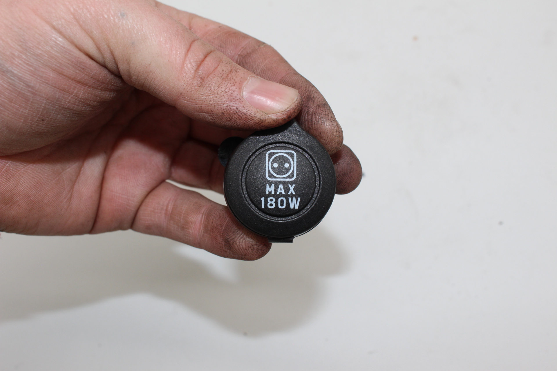 Citroen / Peugeot Steckdose, Zigarettenanzünder 8227C8 NEU NOS