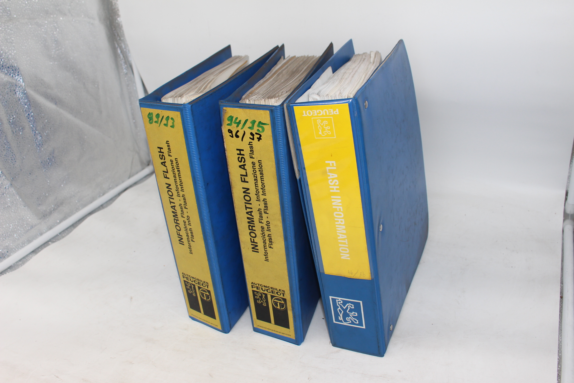 Original Peugeot Ordner „INFOMATIONS FLASH“ ab 89 bis 03 Sammlung RAR selten