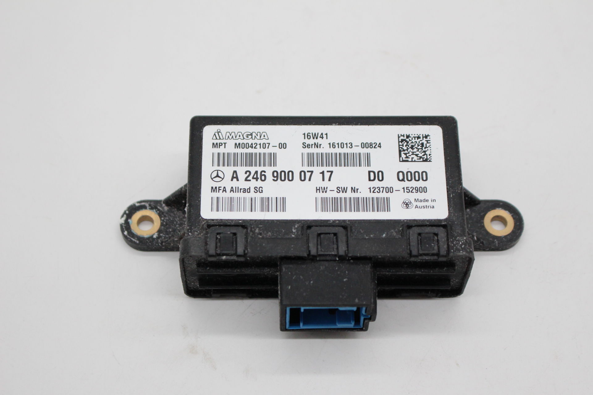 Gebrauchtes Steuergerät Allradantrieb ECU – Mercedes-Benz CLA C117 AMG – A2469000717