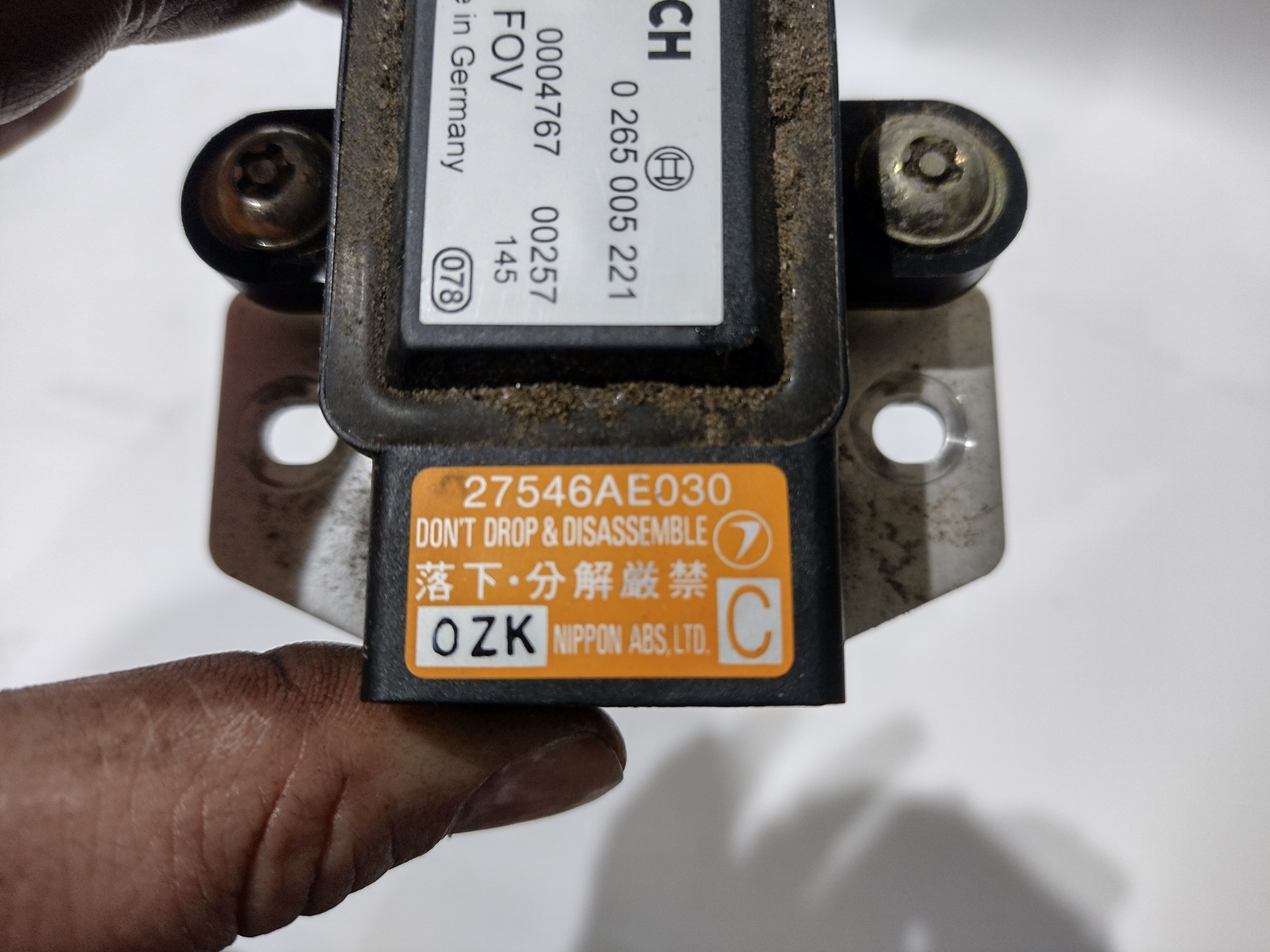G Sensor 27546AE030 - Sensor V/CONT für Subaru Outback H6 Legacy BE BH BOSCH 0265005221