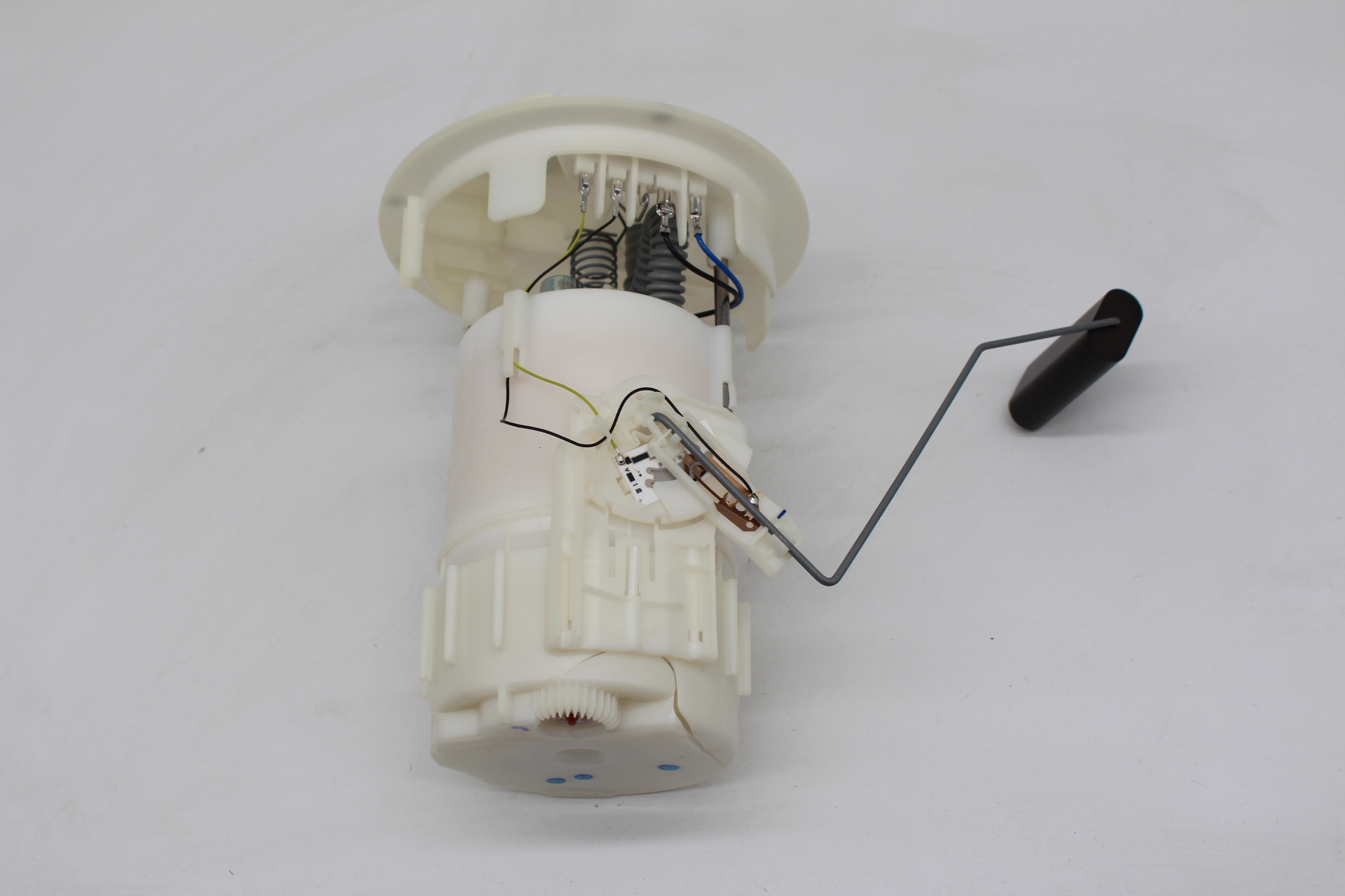 Peugeot 208 / Citroen C4 Kraftstoff-Fördereinheit Benzinpumpe 9674466680 NEU NOS NEW