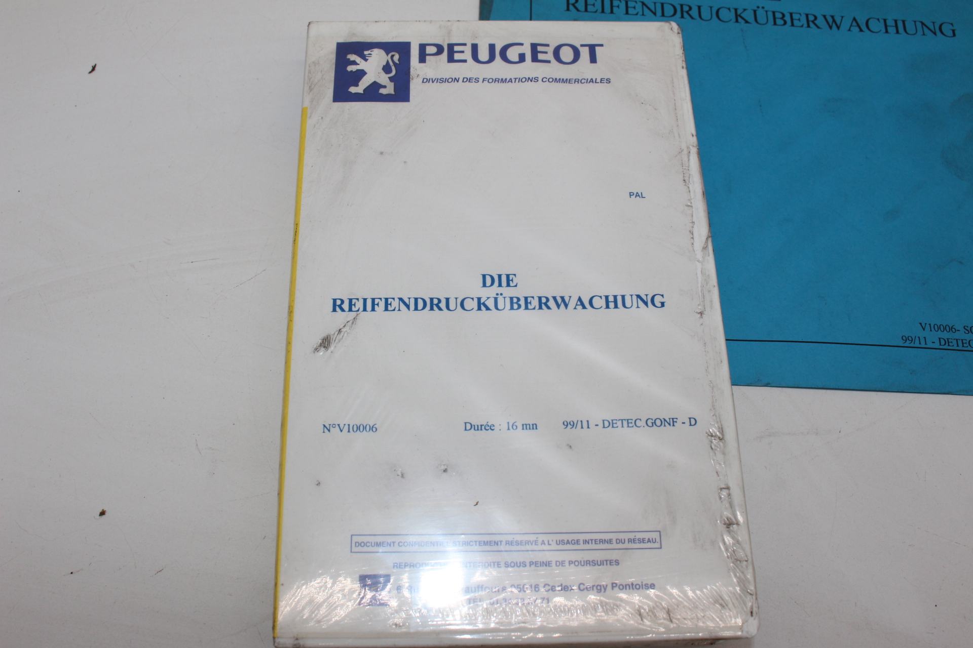 Peugeot Lehrvideokassette – DIE REIFENDRUCKÜBERWACHUNG