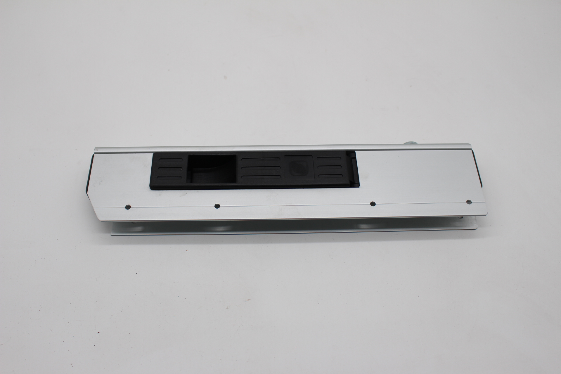 Peugeot / Citroen Ladefläche Verriegelung 7220H0 NEU NOS NEW OEM
