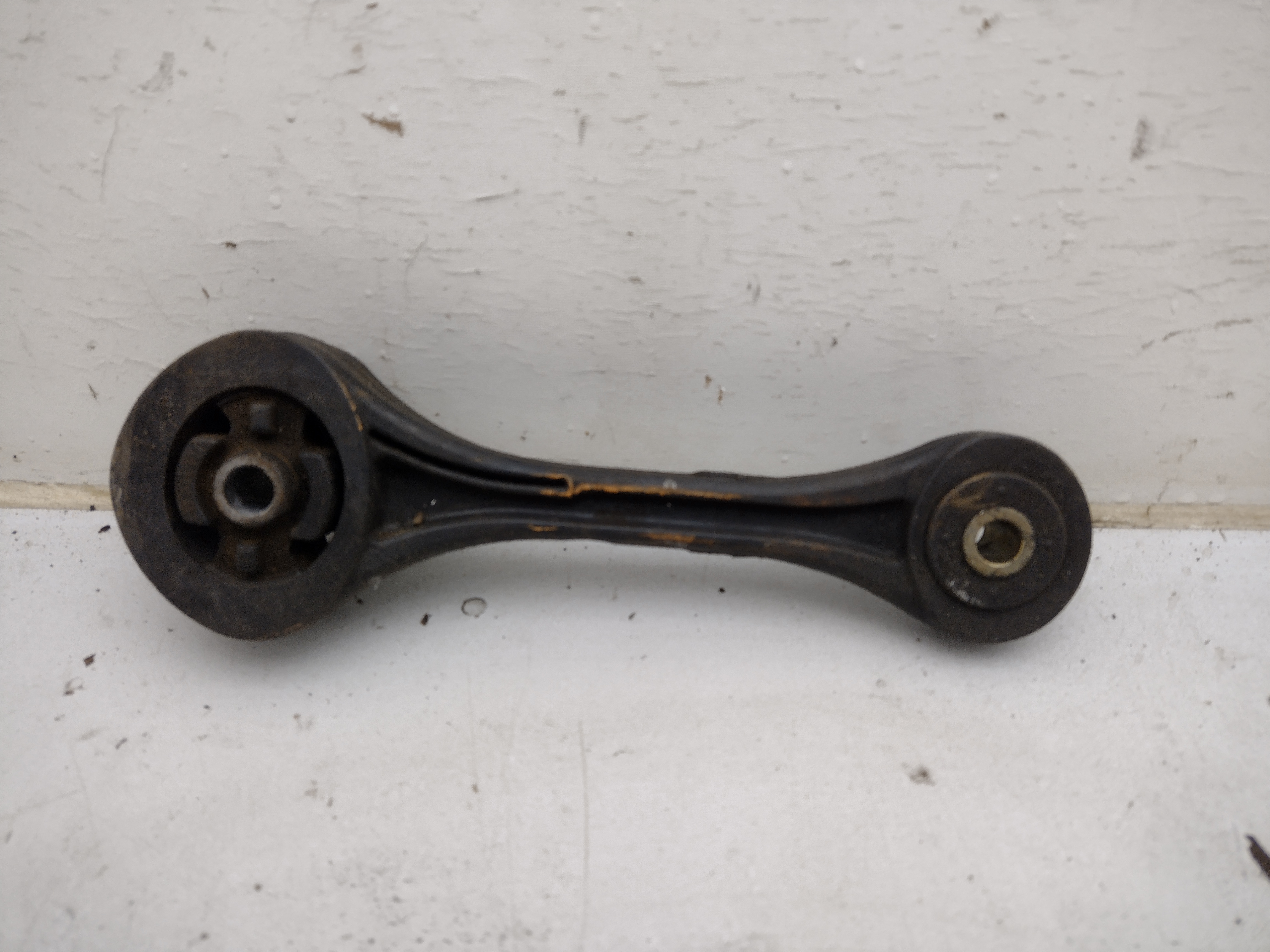 Drehmomentstütze Motorlager für Subaru Legacy 2.2l EJ22 Drehmomentstütze Motorlager für Subaru Legacy 2.2l EJ22