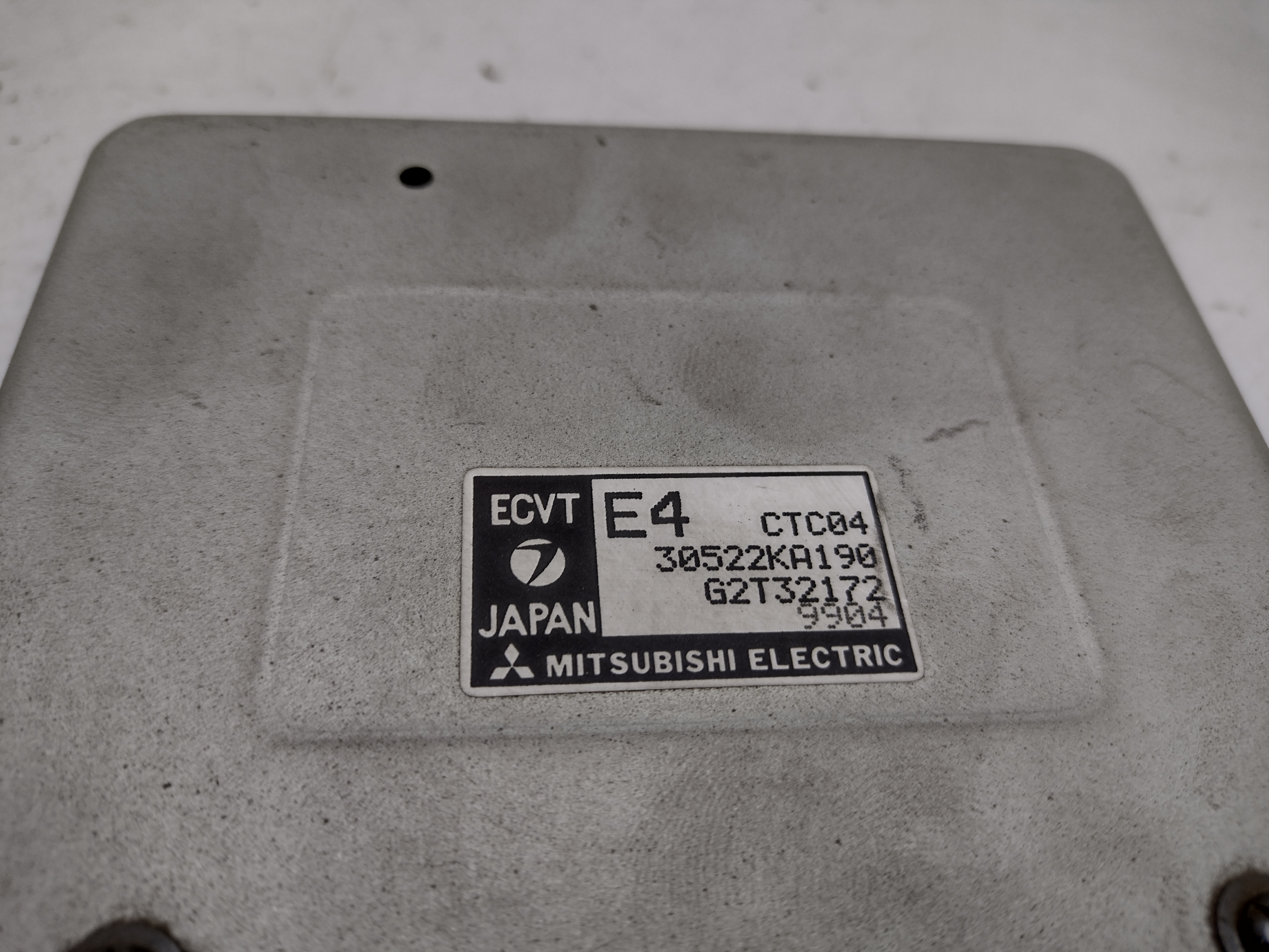 Clutch Controll ECVT Steuergerät 30522KA190 für Subaru Justy