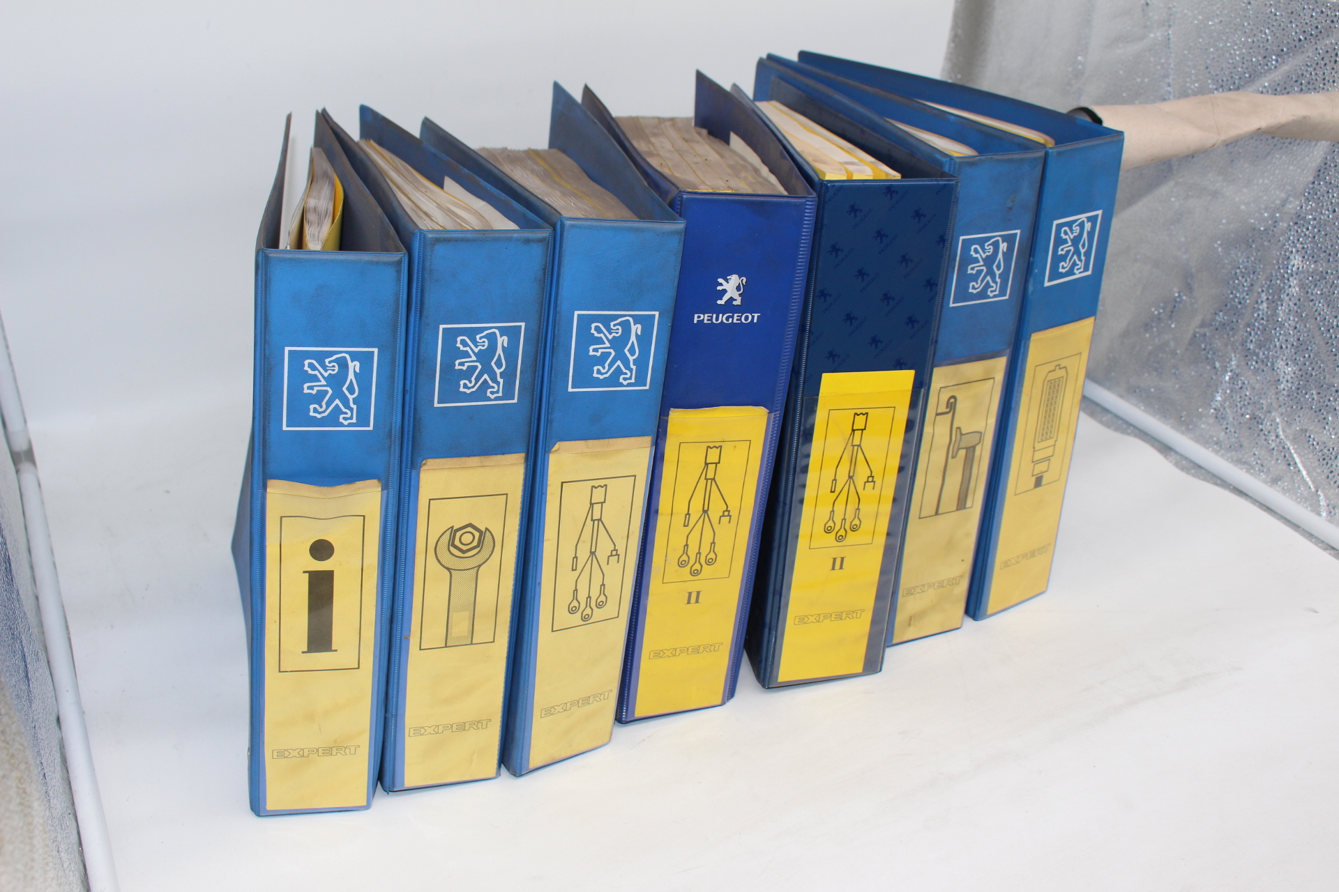 Peugeot Expert bis 00 Werkstattordner - Originale Reparaturanleitung, Schaltpläne & Handbücher