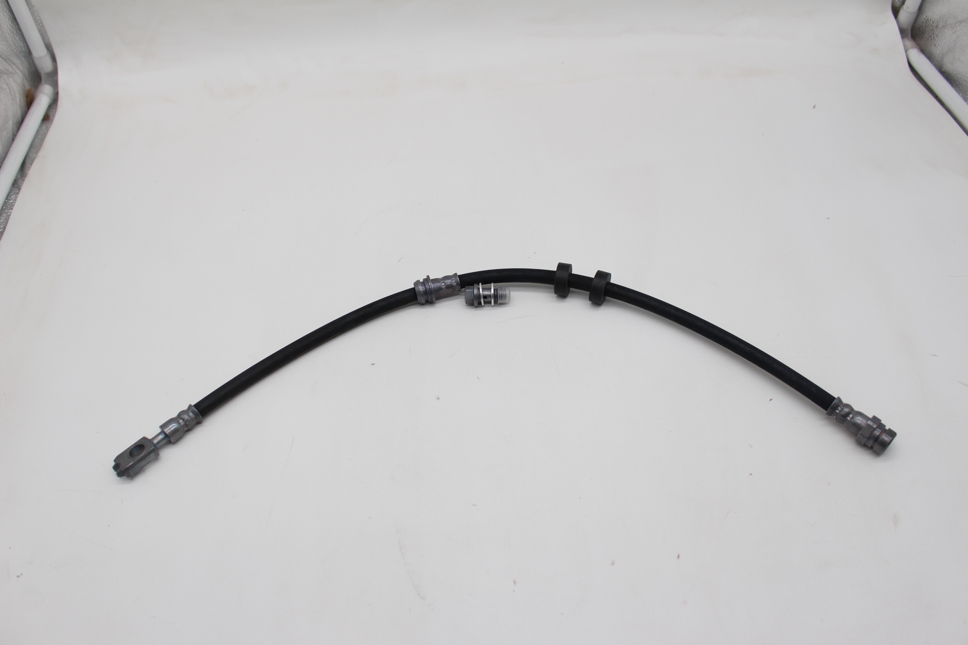 BOSCH Bremsschlauch 529 mm 1987481375