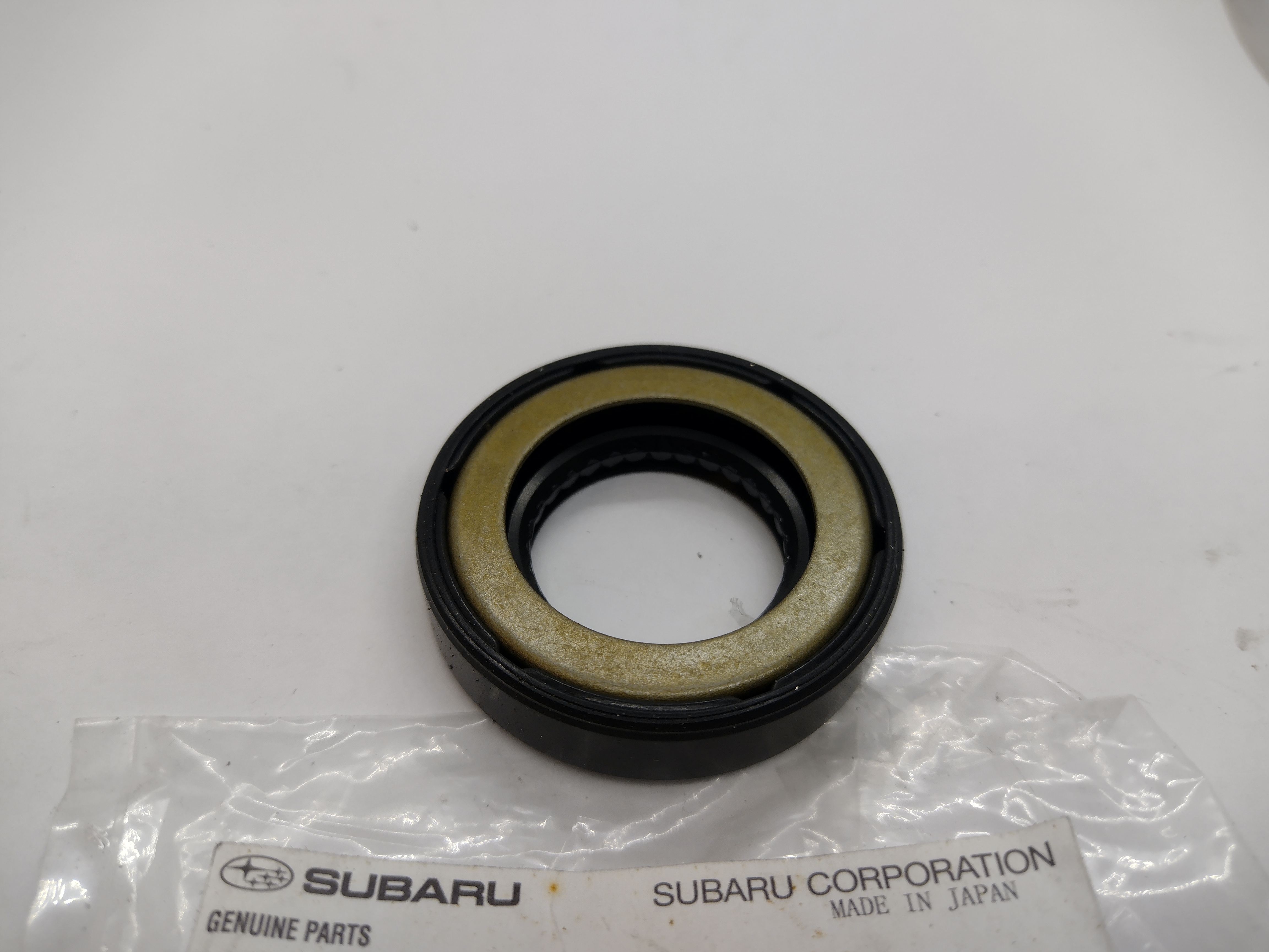 OEM Simmerring Eingangswelle für Subaru 5 Gang Getriebe 806725090