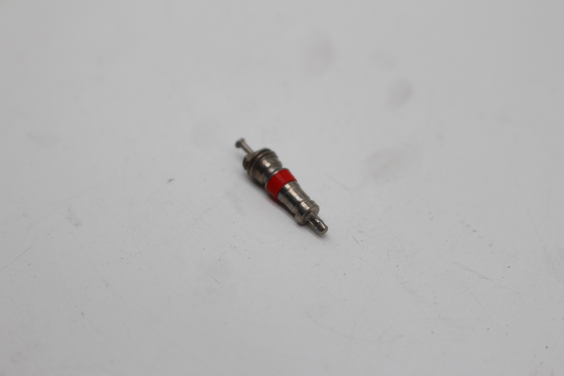 Citroen C5 C8 / Peugeot 607 807 Ventileinsatz, Reifenventil 540412 NEU NOS NEW OEM
