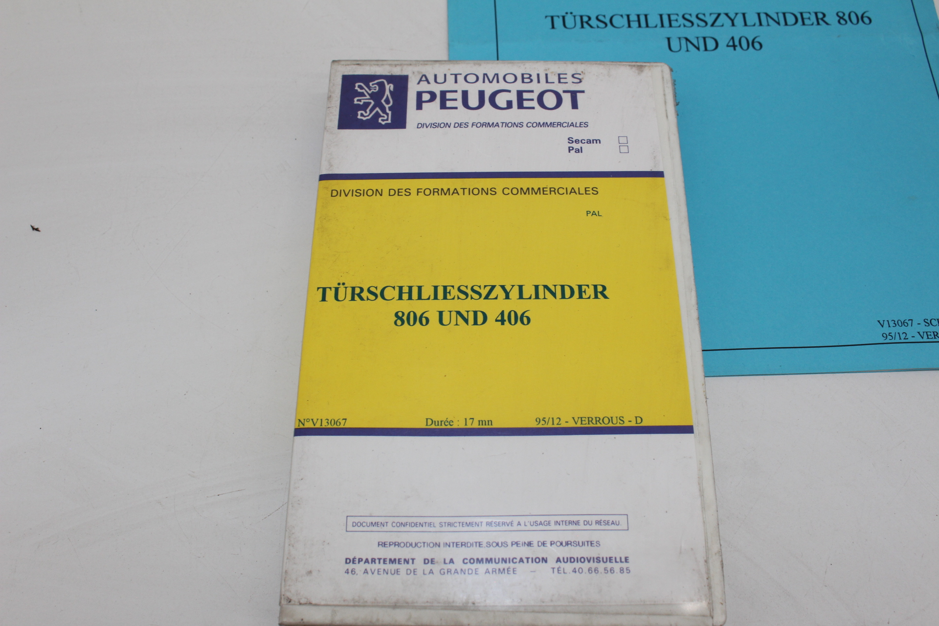 Peugeot Lehrvideokassette – TÜRSCHLIESSZYLINDER 806 UND 406