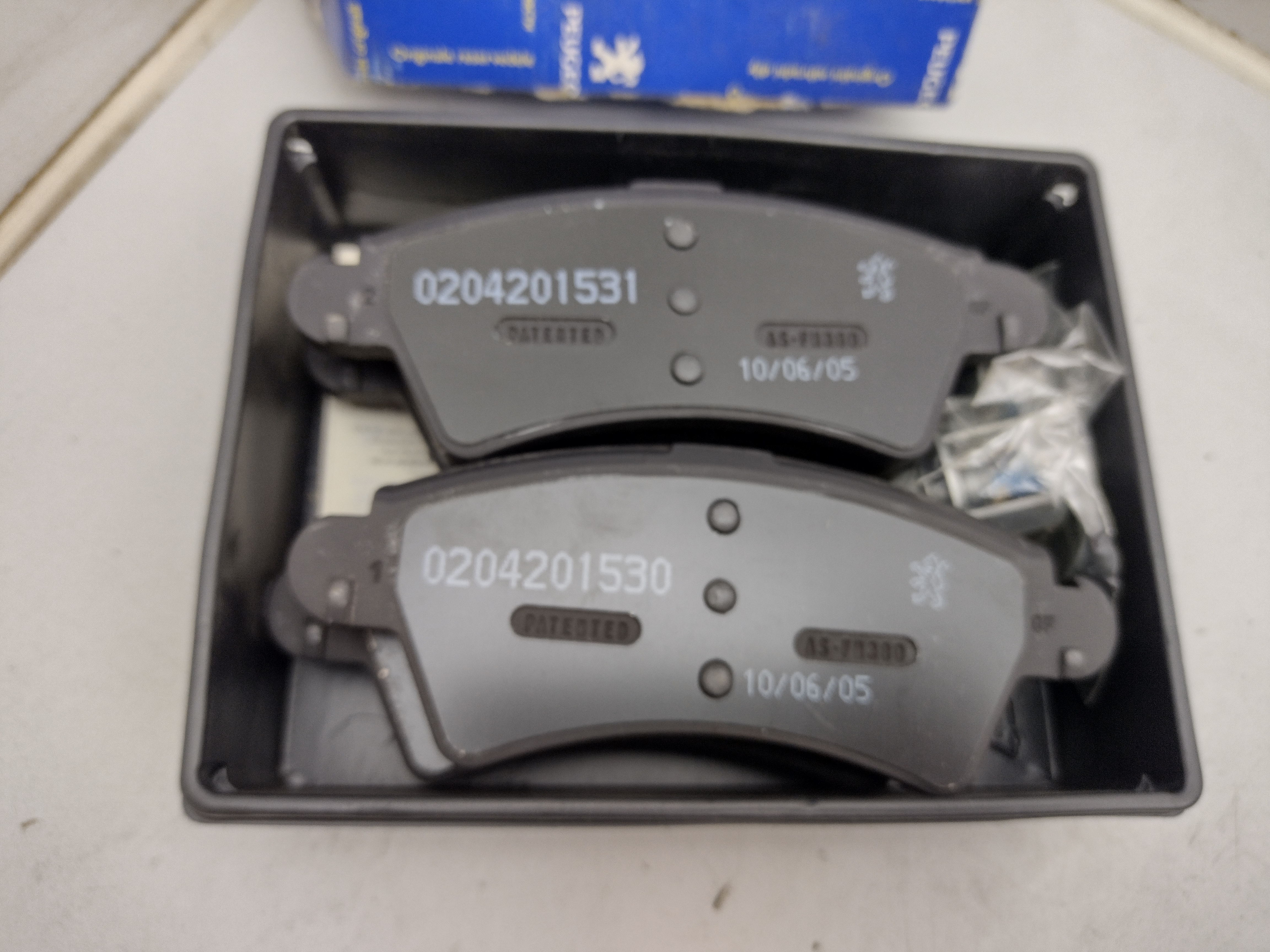  Peugeot 206 306 / Citroen XSARA  Bremsbeläge vorne (Sys.Bosch) 425484 NOS NEW OEM 