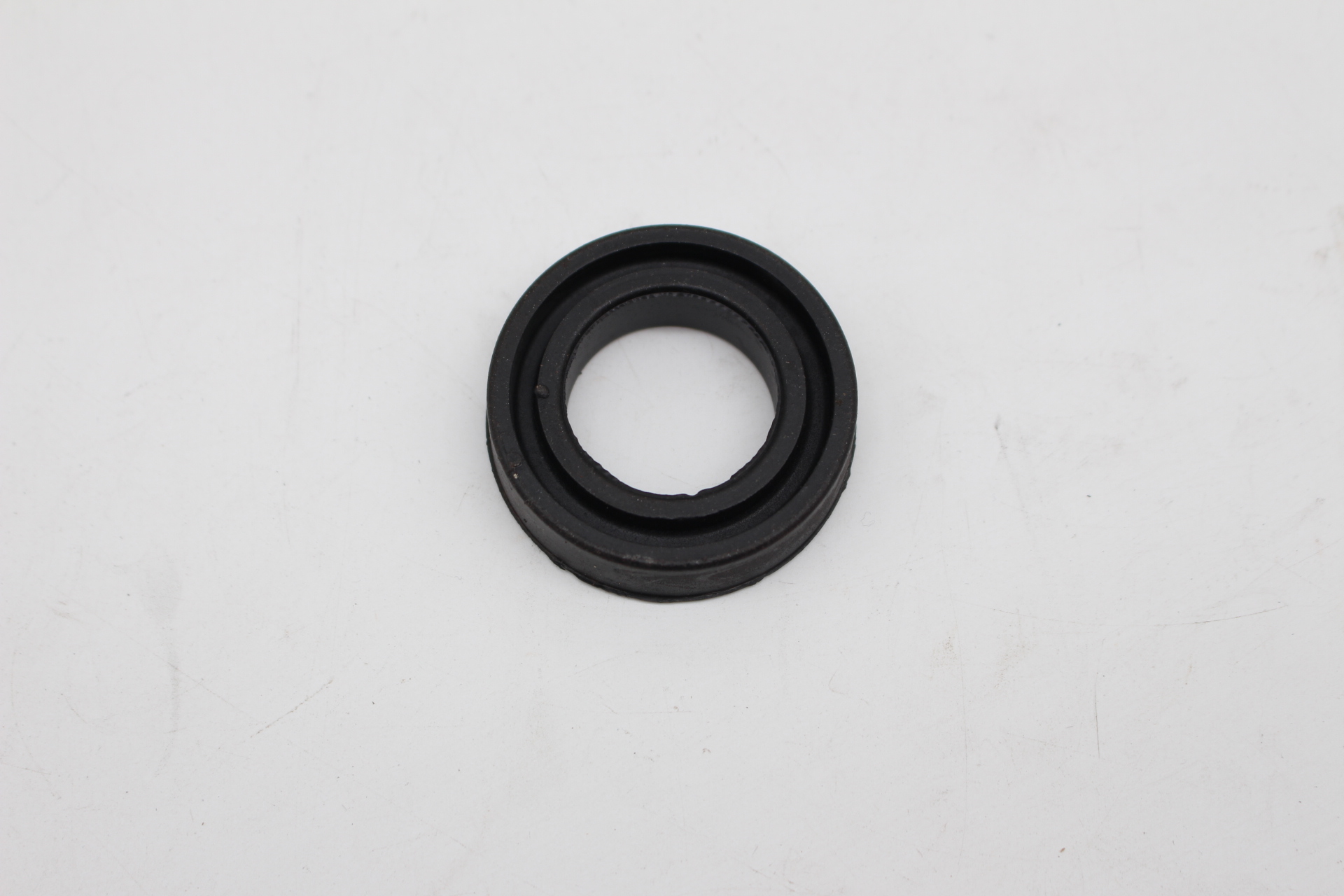 Citroen / Peugeot SCHUTZBLECH FÜR ACHSWELLE 325507 NEU NOS NEW OEM