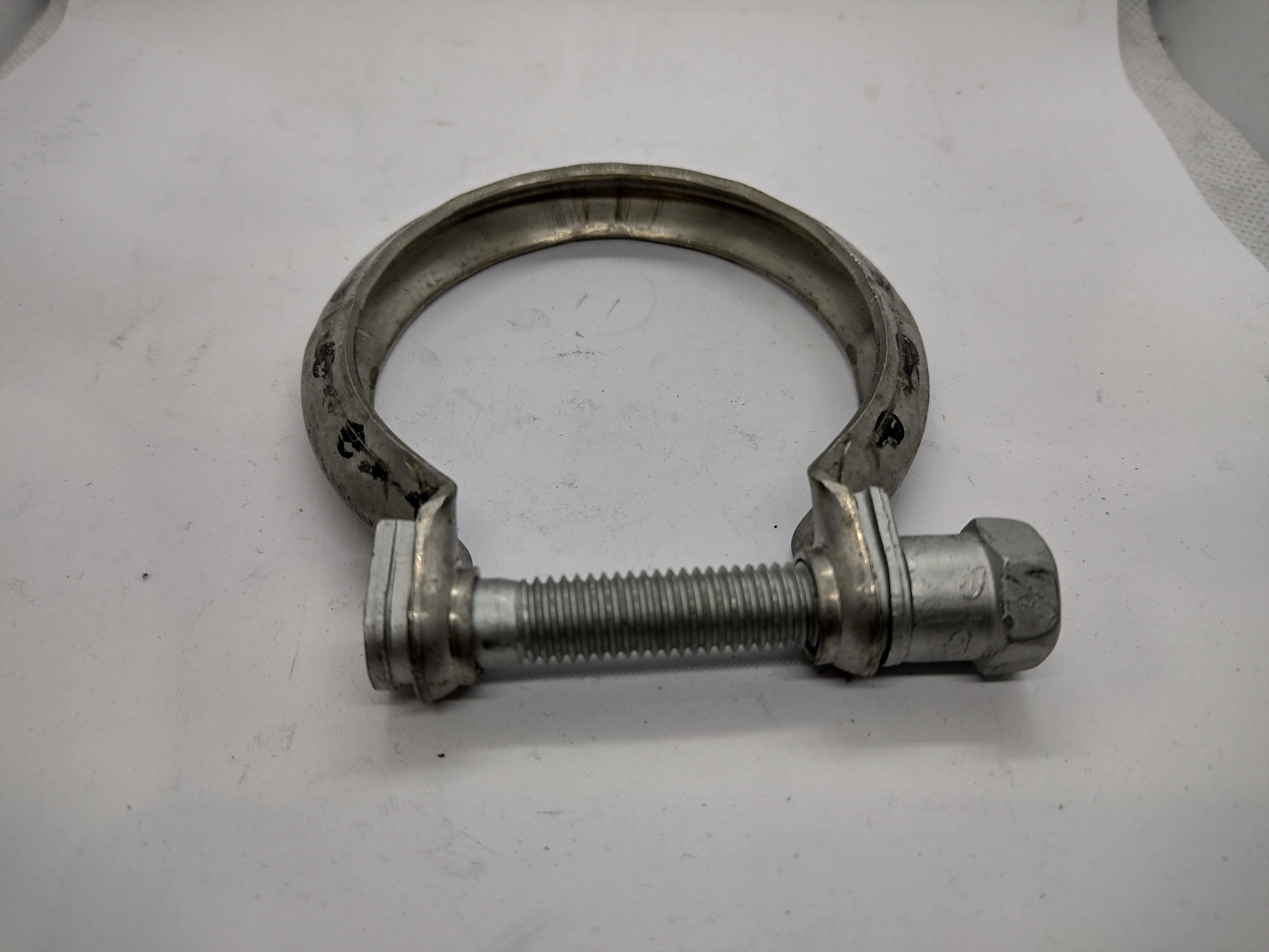 Peugeot / Citroen Schelle 70mm Klemmstück, Abgasanlage 171365 NEU NOS NEW Peugeot / Citroen Schelle 70mm Klemmstück, Abgasanlage 171365 NEU NOS NEW