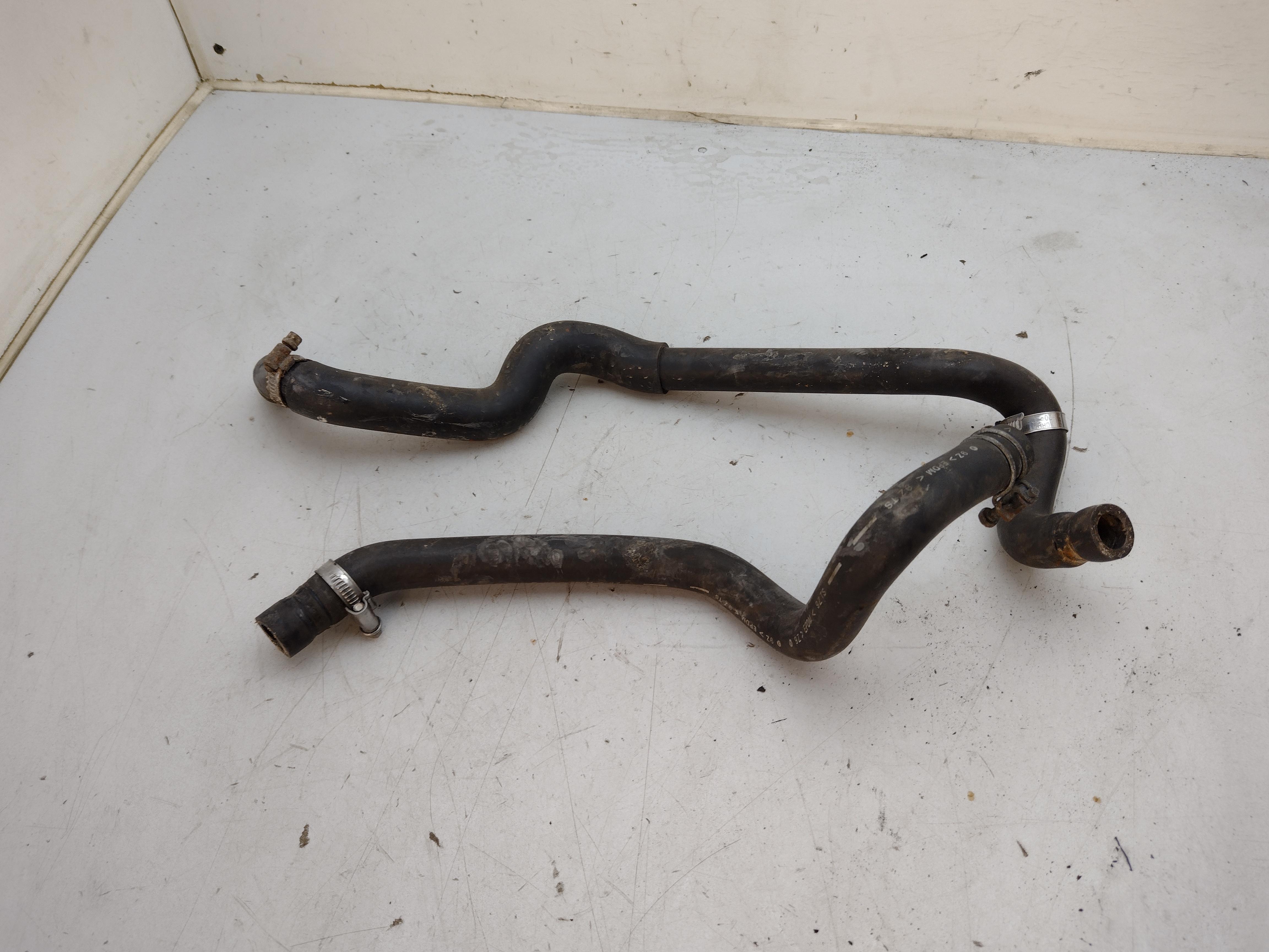 Schläuche Wärmetauscher Heizung für Subaru Impreza GF8 93-00 Schläuche Wärmetauscher Heizung für Subaru Impreza GF8 93-00