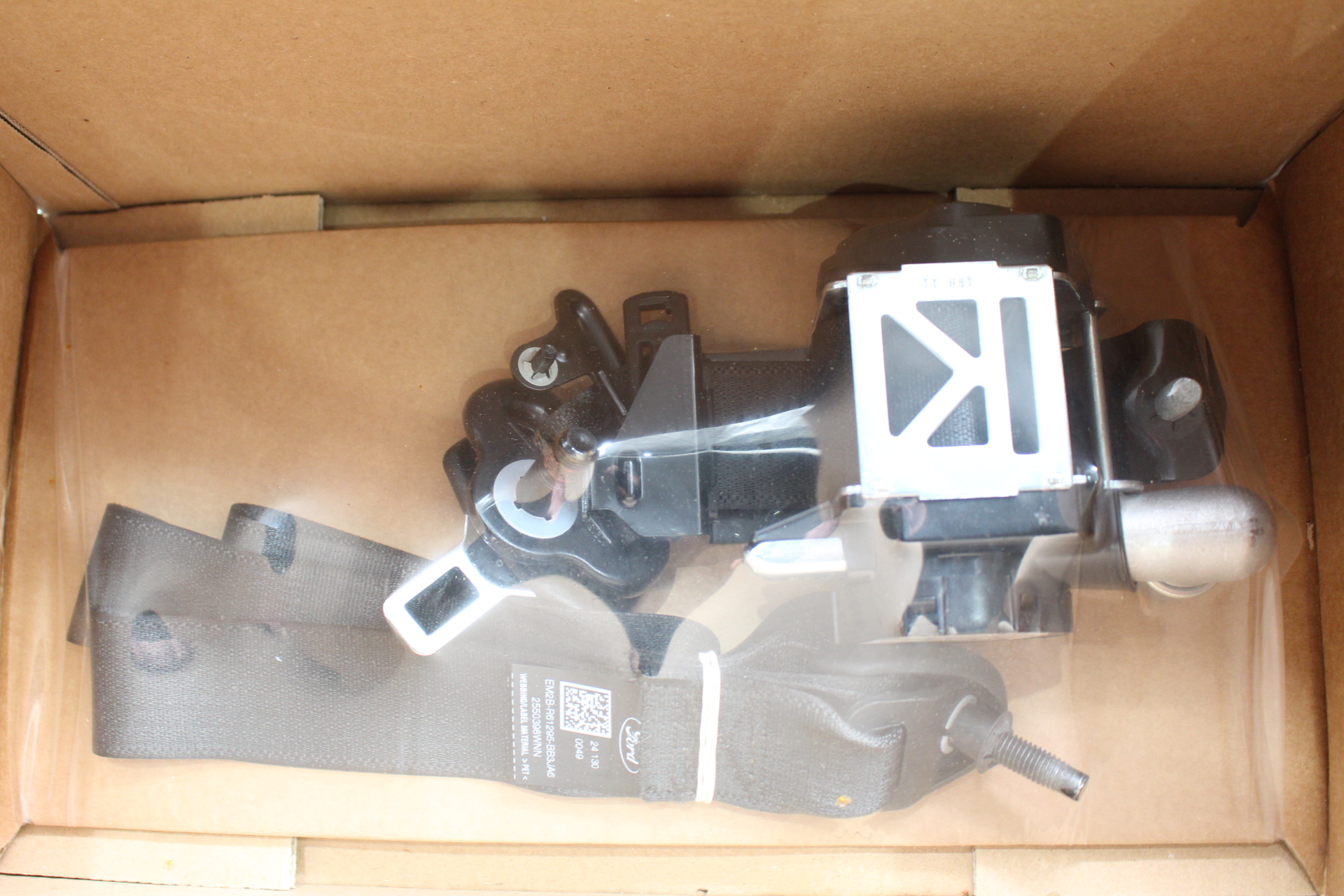Ford SICHERHEITSGURT 2340156 NEU NOS NEW