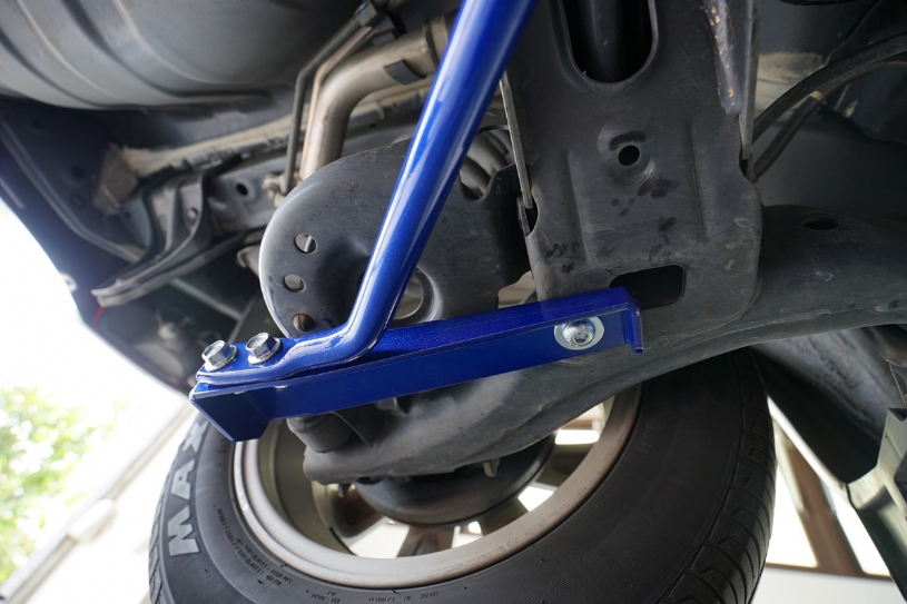 Hardrace Zusatz Stabilisator hinten für Toyota Yaris / Vitz 3. XP150;