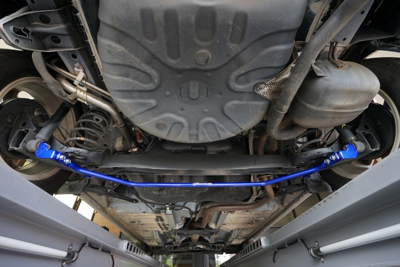 Hardrace Zusatz Stabilisator hinten für Toyota Yaris / Vitz 3. XP150;