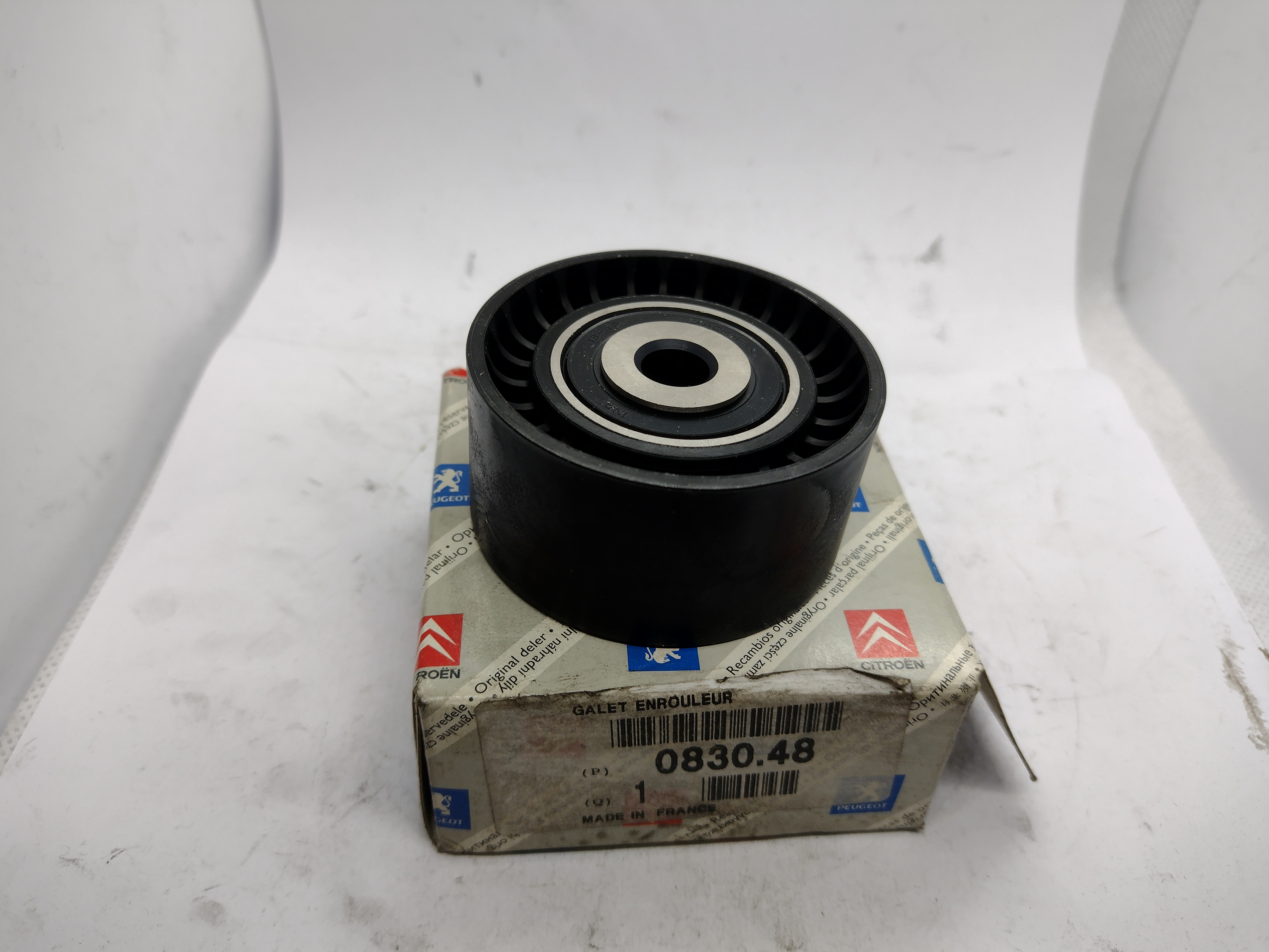 Peugeot / Citroen Umlenk-/Führungsrolle, Zahnriemen 083048 NEU NOS NEW Peugeot / Citroen Umlenk-/Führungsrolle, Zahnriemen 083048 NEU NOS NEW