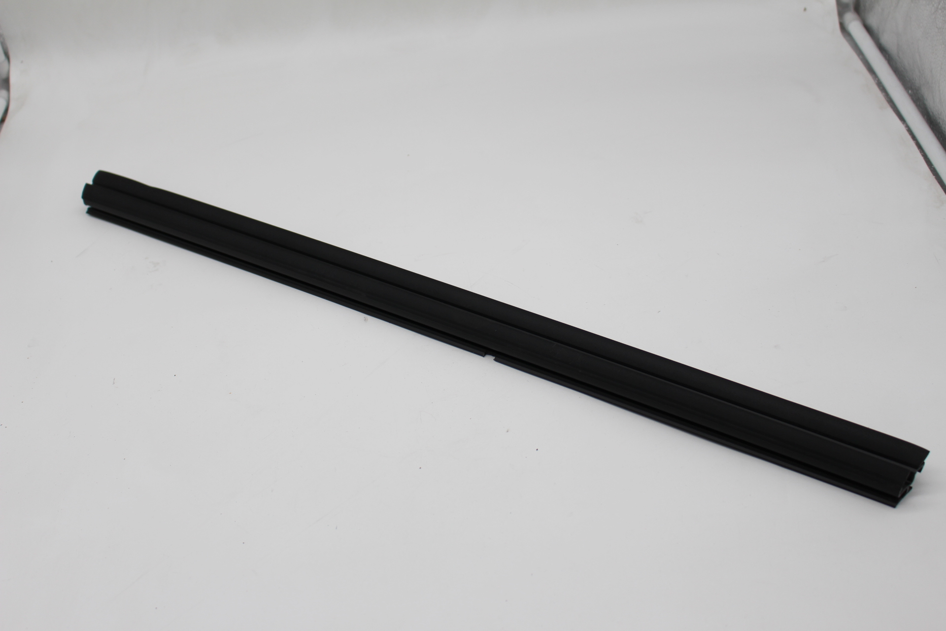 Peugeot / Citroen TÜRSCHEIBNDICHTUNG 9309R7 NEU NOS NEW OEM