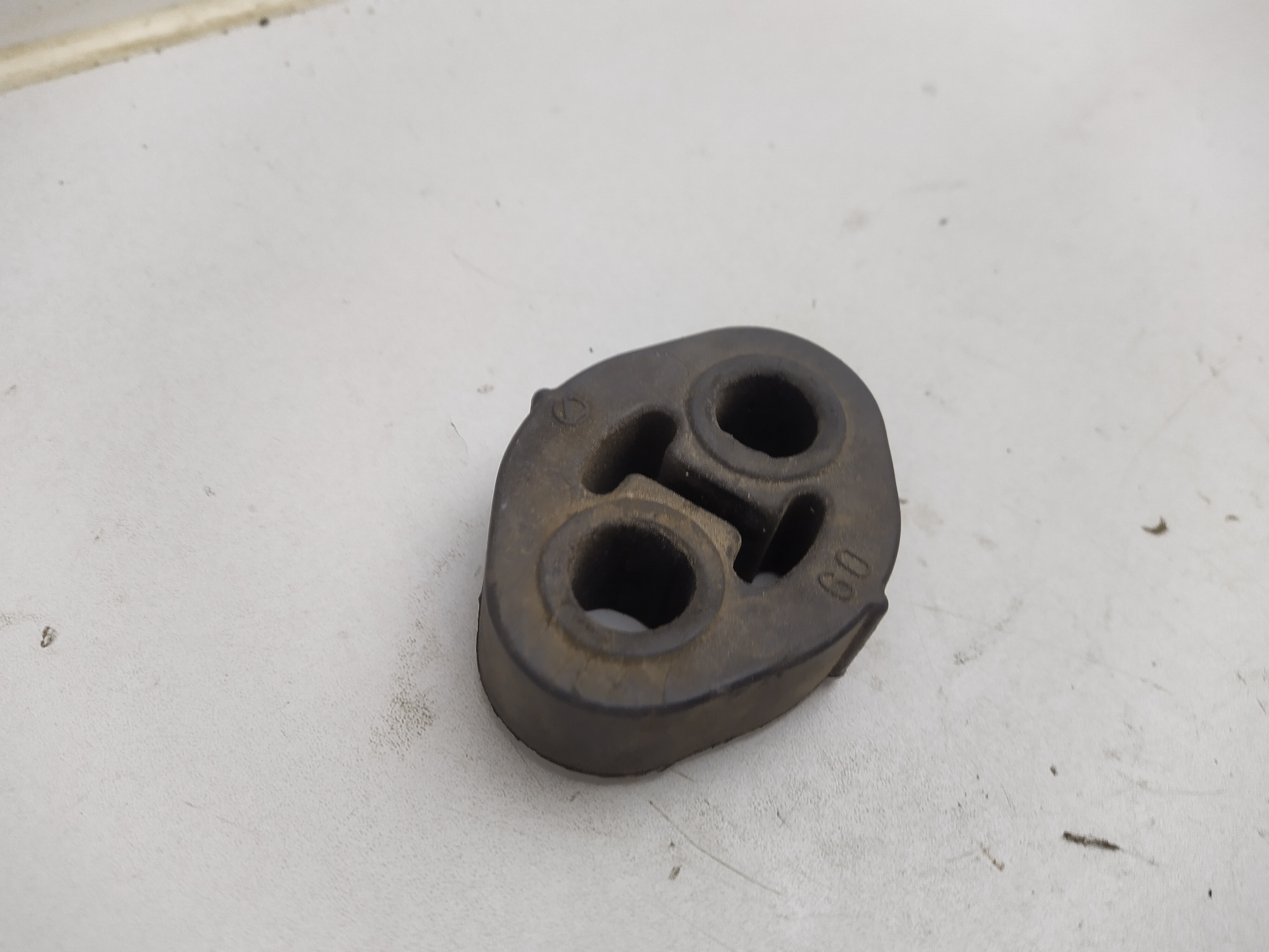 Auspuffgummi Auspuffhalter passend für Subaru Impreza / Legacy / Forester Auspuffgummi Auspuffhalter passend für Subaru Impreza / Legacy / Forester