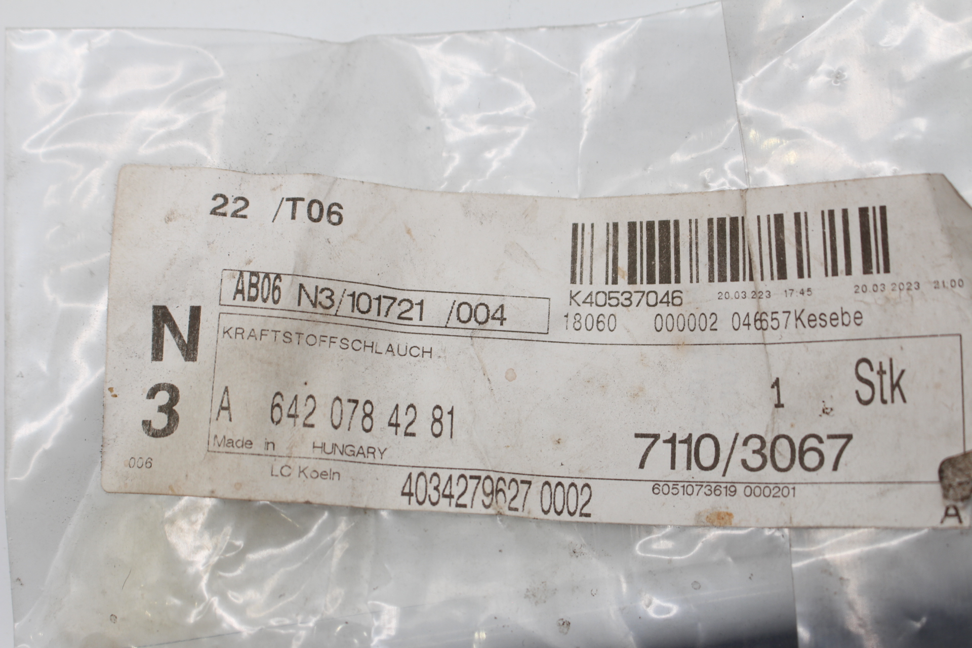 Mercedes-Benz Kraftstoffschlauch A6420784281