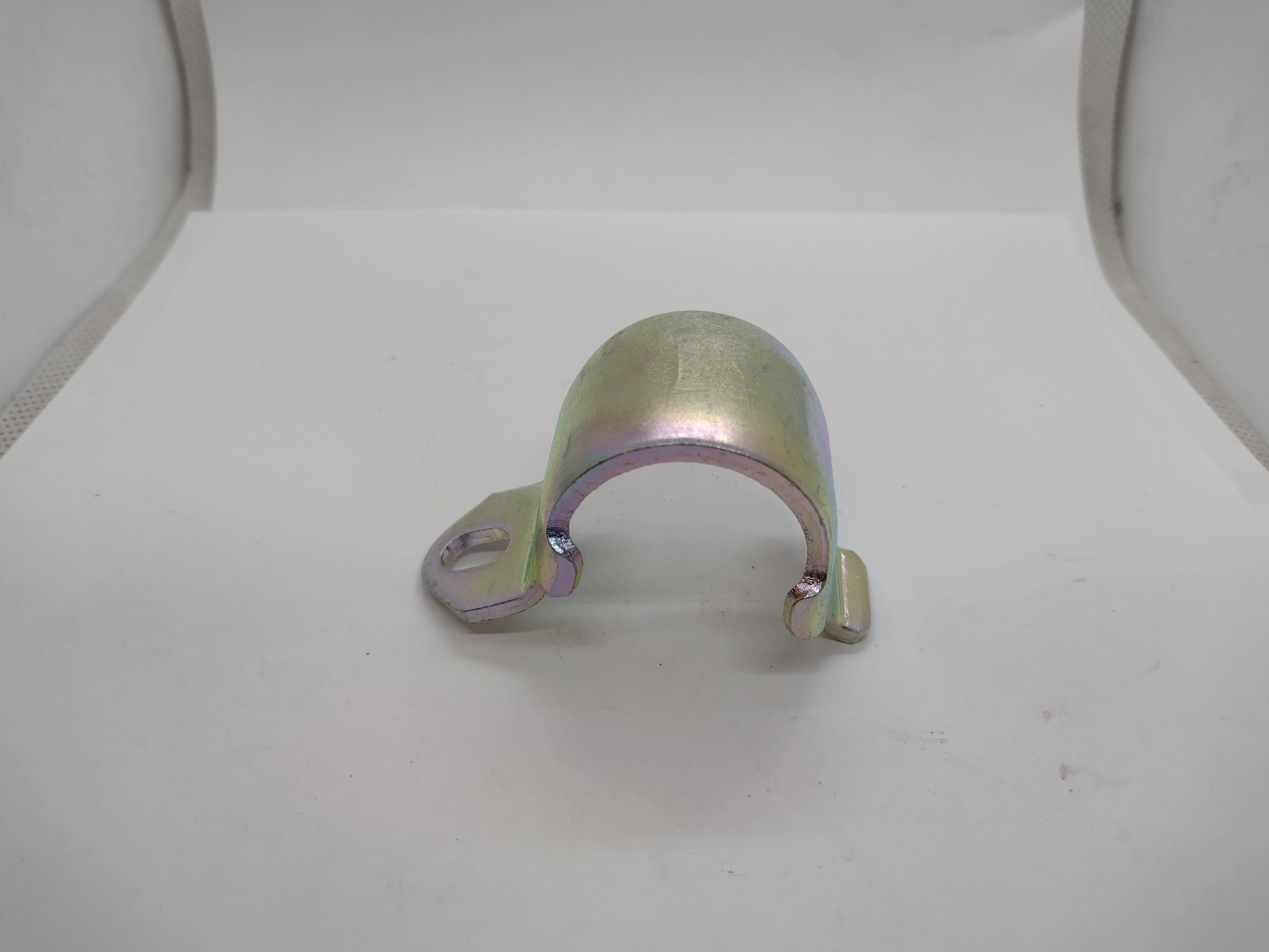 Halter Klammer Stabi hinten für Subaru Impreza / Forester / 20402AA000 Halter Klammer Stabi hinten für Subaru Impreza / Forester / 20402AA000