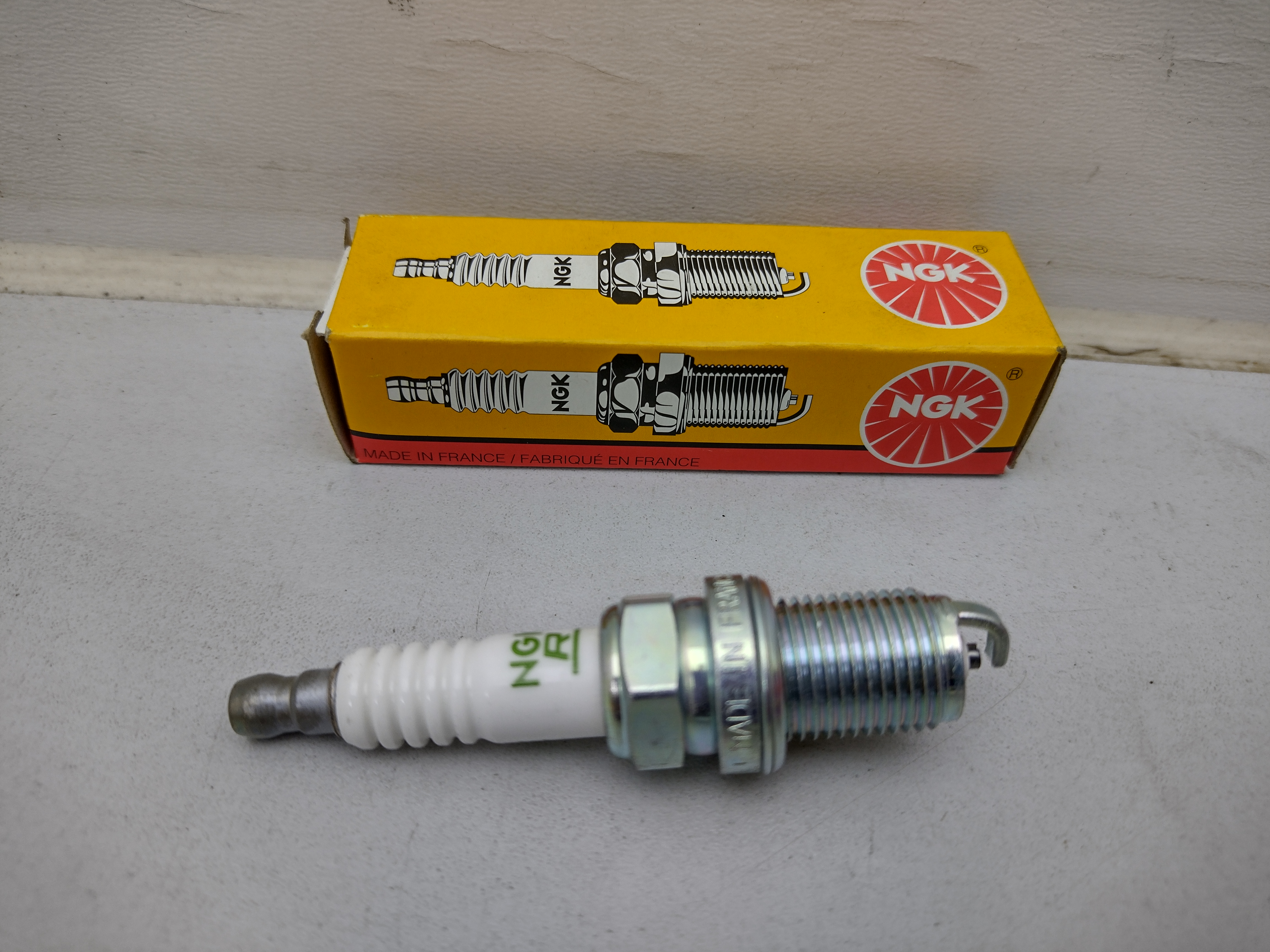 Zündkerze NGK 6953 BKR5E-11 Zündkerze NGK 6953 BKR5E-11