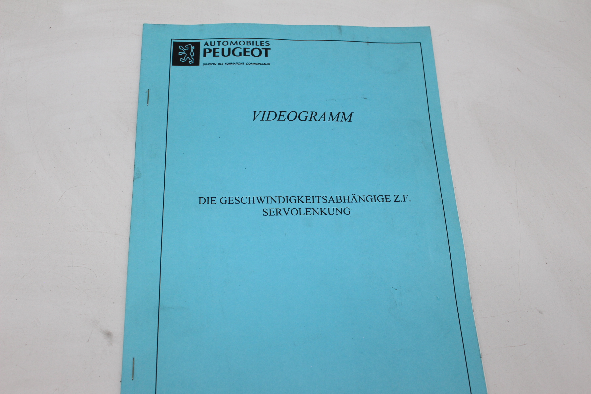 Peugeot Lehrvideokassette – DIE GESCHWINDIGKEITSABHÄNGIGE Z.F. SERVOLENKUNG