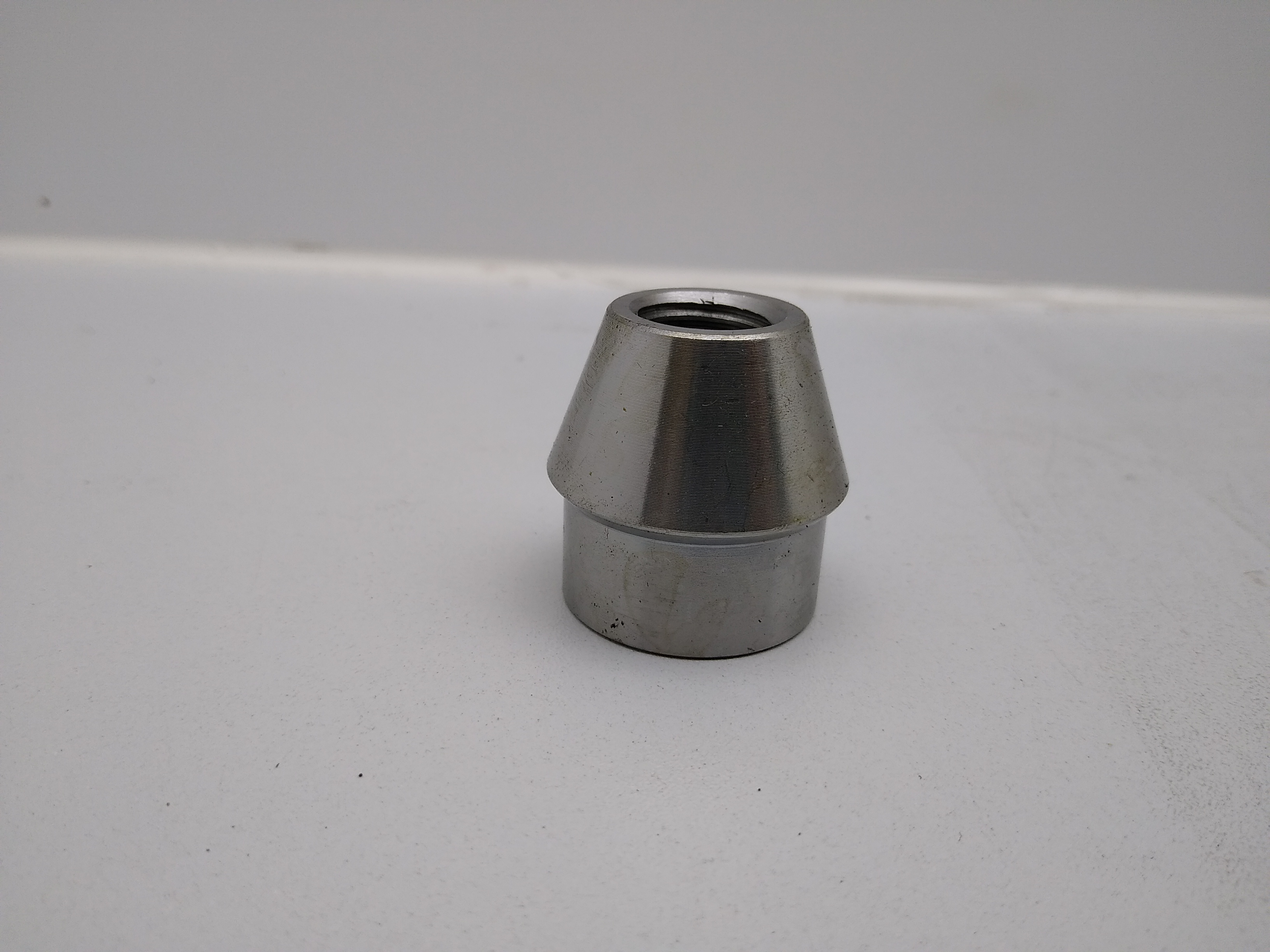 Einschweißbuchse M16 R 35x2mm CrMo für Uniball Einschweißbuchse M16 R 35x2mm CrMo für Uniball