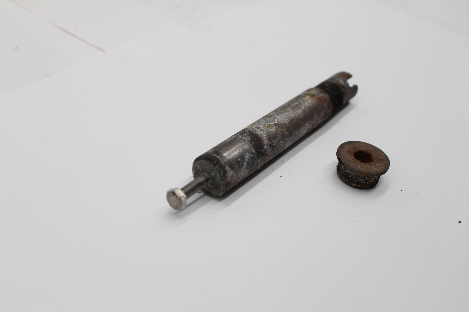 Bolzen Ausrückgabel Kupplung für Subaru Impreza WRX GD GG 01-04 RHD