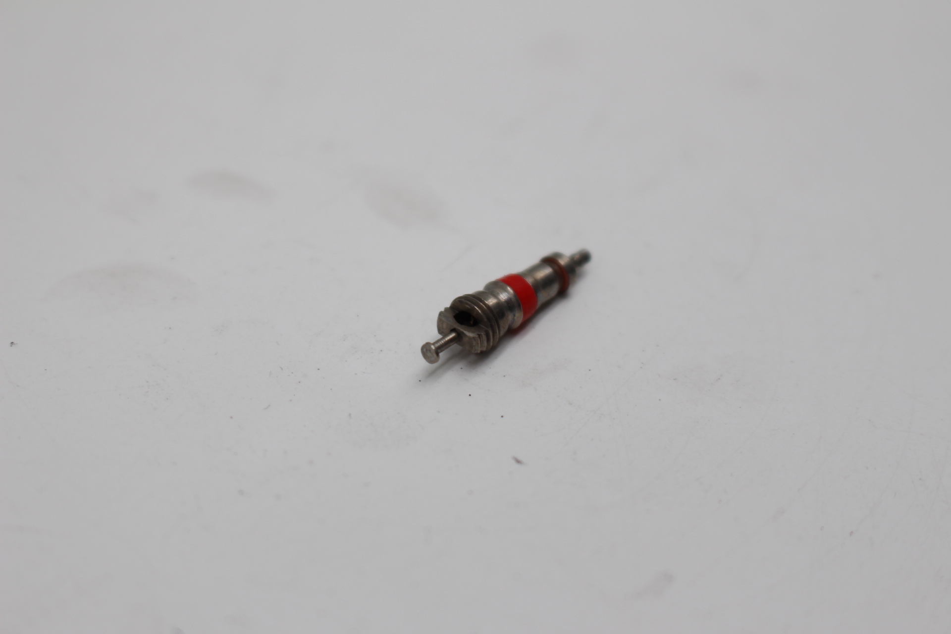 Citroen C5 C8 / Peugeot 607 807 Ventileinsatz, Reifenventil 540412 NEU NOS NEW OEM