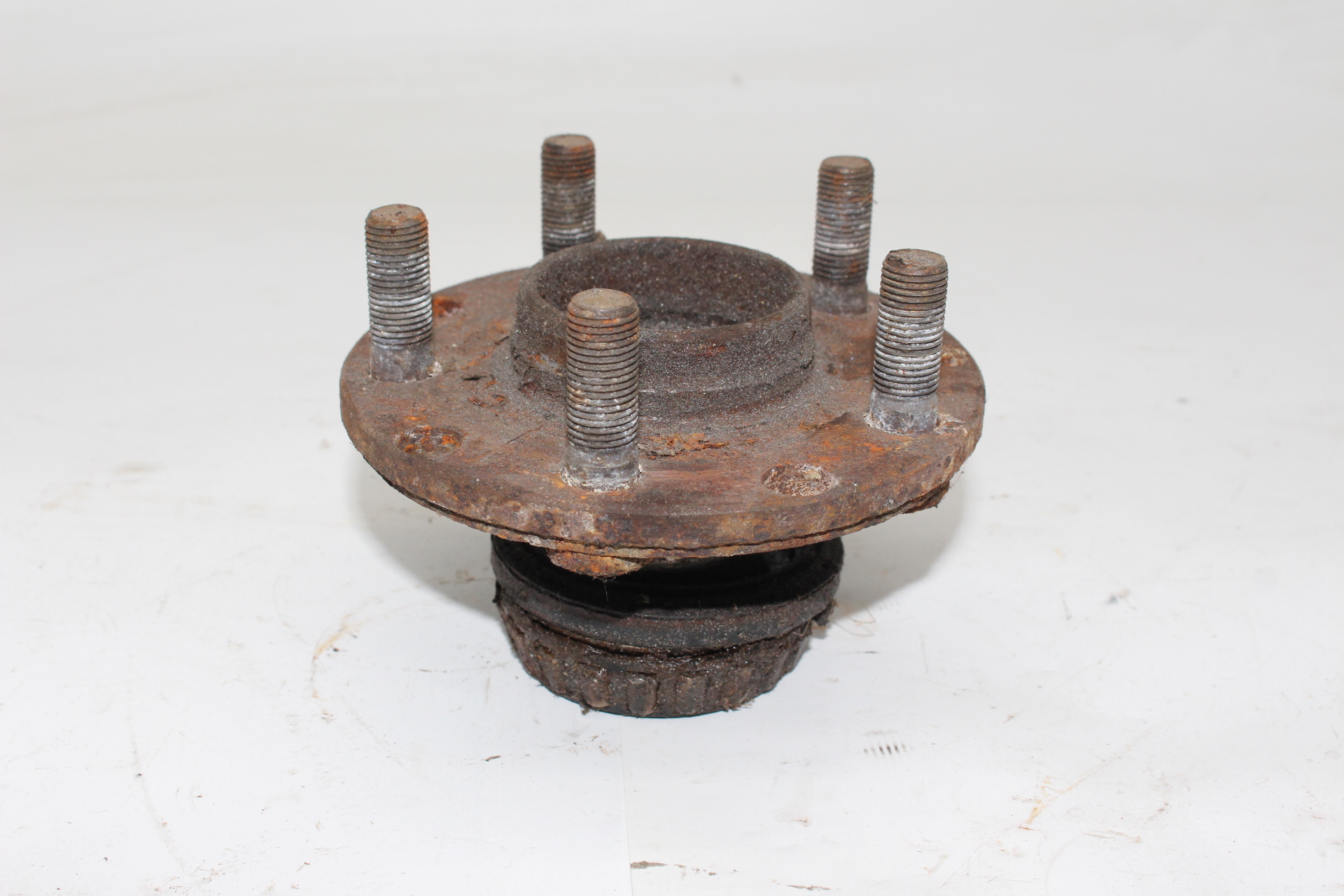 Radnabe vorne 5x100 für Subaru Legacy Impreza Forester