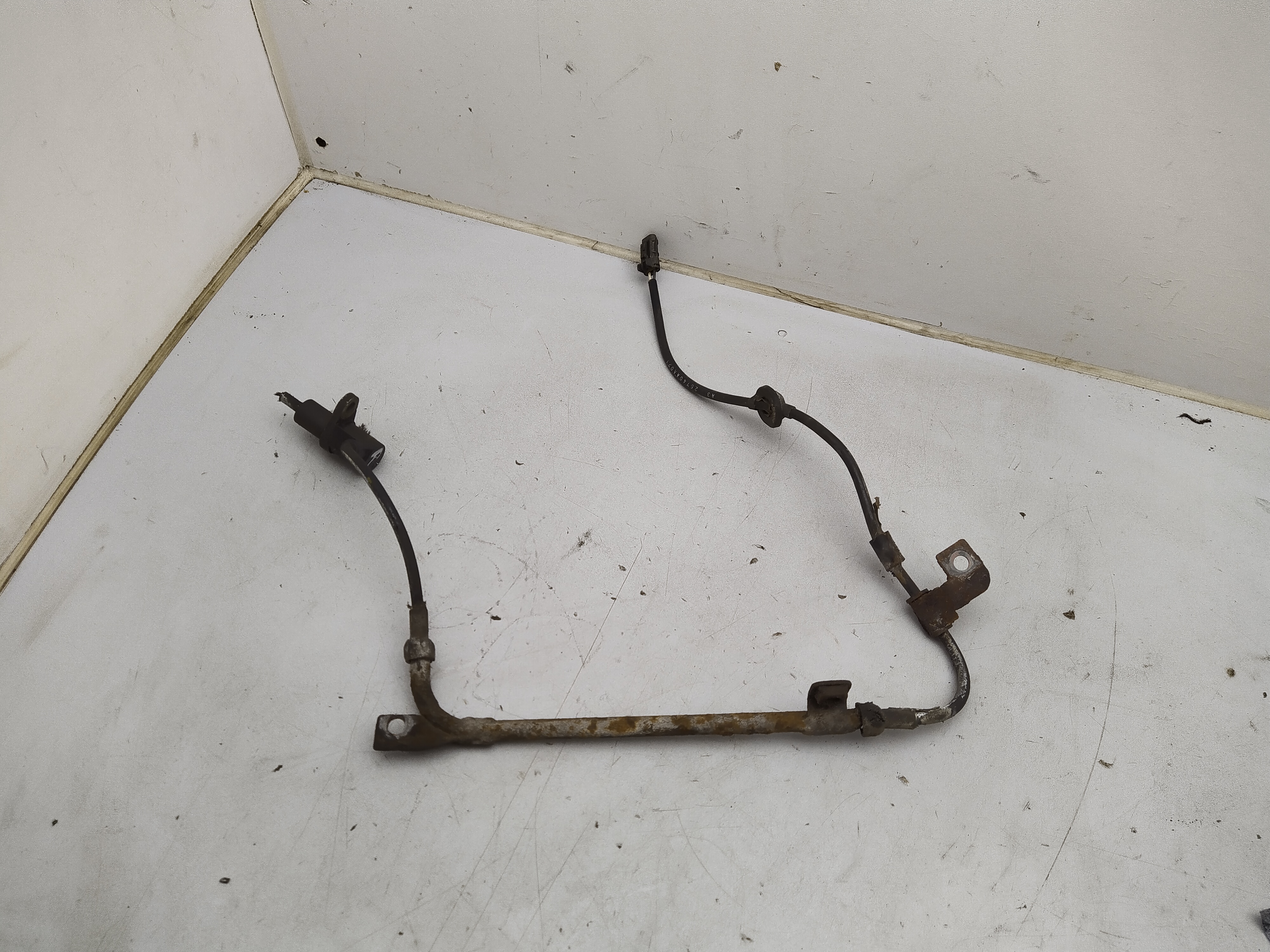 ABS Sensor hinten rechts für Subaru Legacy 2 BD BG / Impreza GC GF ABS Sensor hinten rechts für Subaru Legacy 2 BD BG / Impreza GC GF