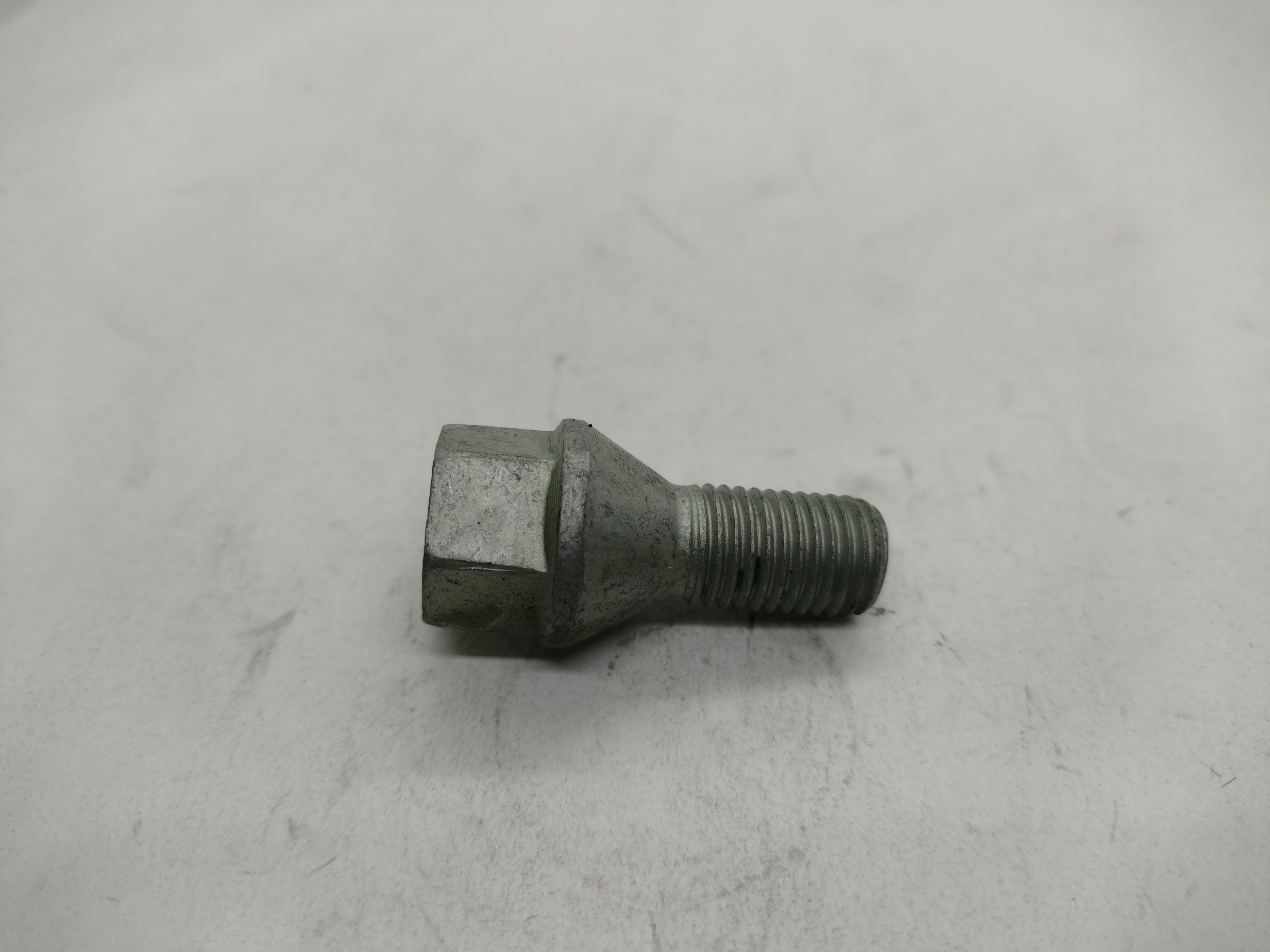 Peugeot / Citroen Radschraube M12x1,5-21mm 540577 NEU NOS NEW Peugeot / Citroen Radschraube M12x1,5-21mm 540577 NEU NOS NEW