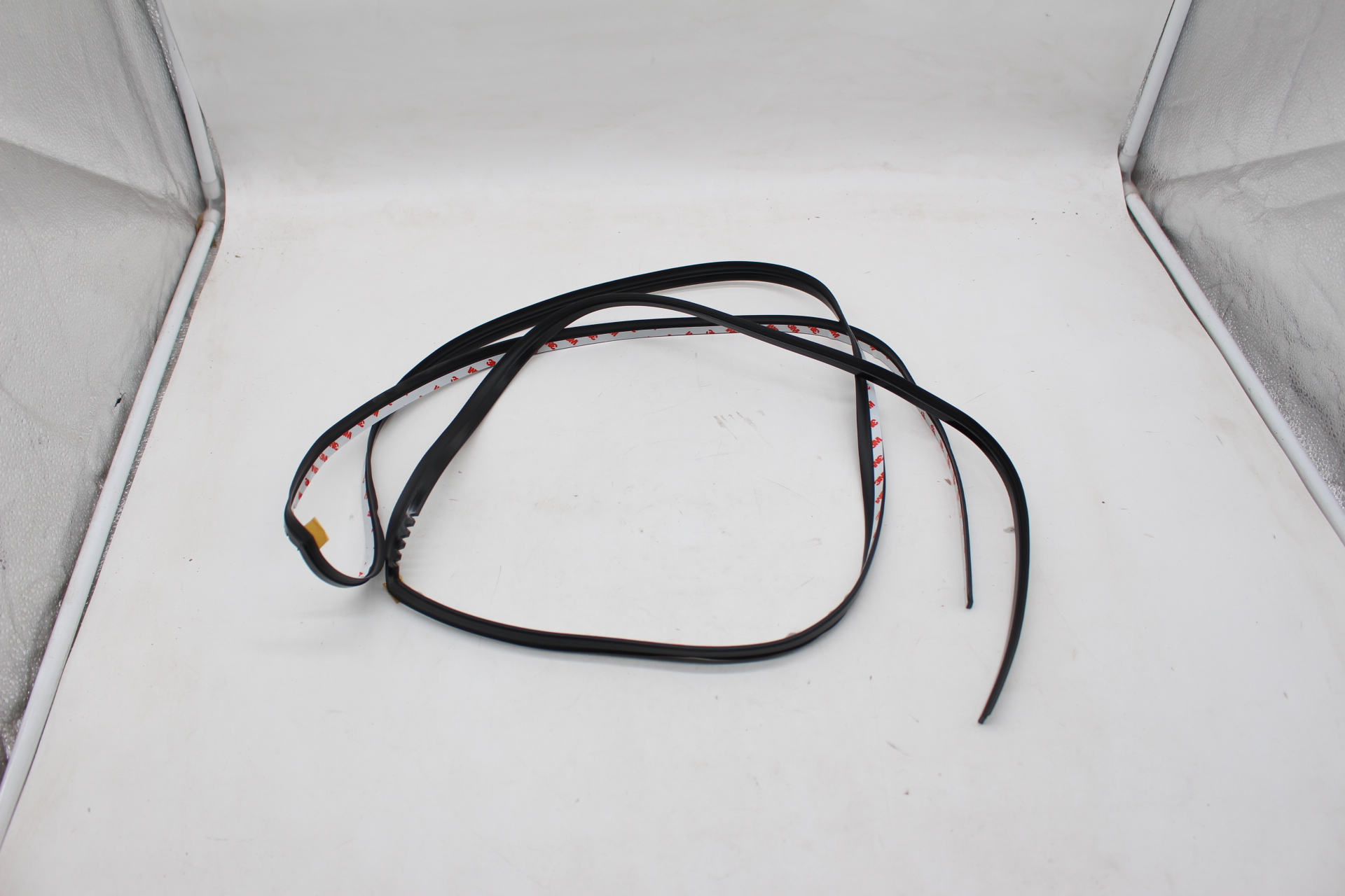 Original Hyundai Tucson Windschutzscheiben Zierleiste 86130-D3000 Moulding