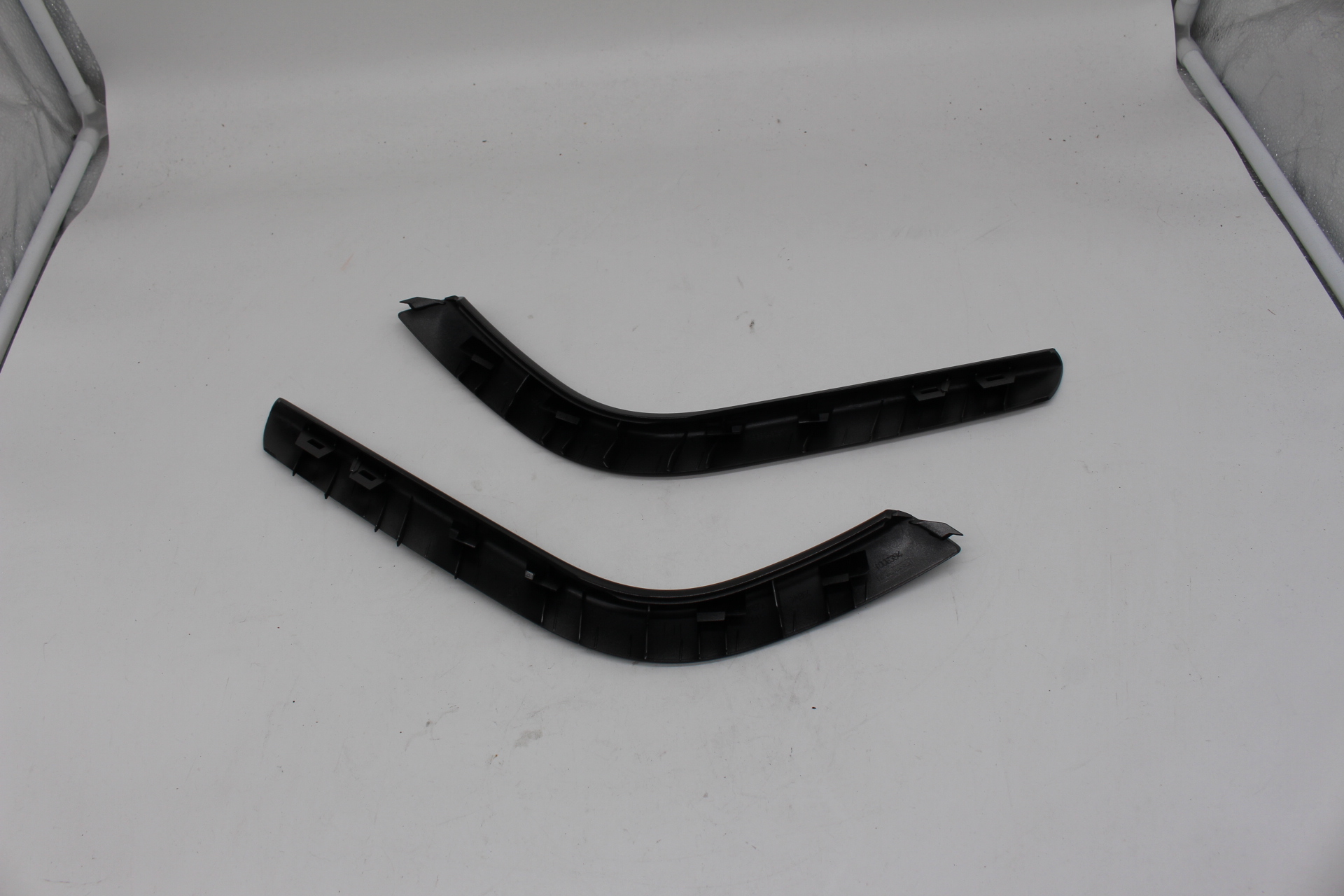 Peugeot Peugeot SATZ ZIERSTÜCK 9342T1 NEU NOS NEW OEM