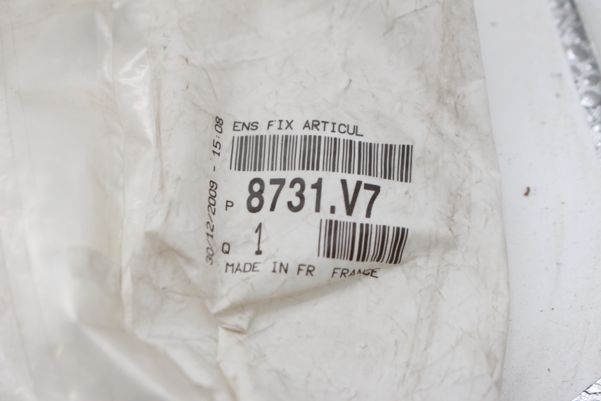 Citroen / Peugeot TEILE-SATZ GELENK-BEFESTIGUNG 8731V7 NEU NOS NEW OEM