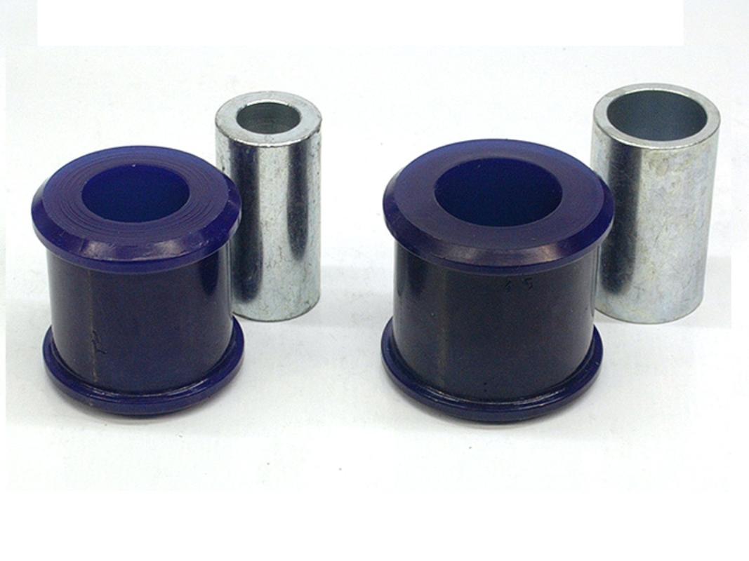 SuperPro Panhardstab Buchse Set für Nissan Pathfinder WD21/R50 / Terrano WD21 / Terrano Ii R20